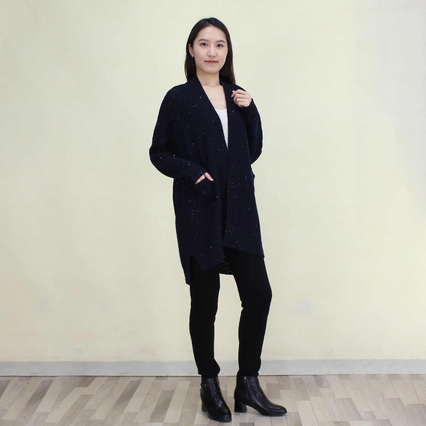 Women's cashmere cardigan