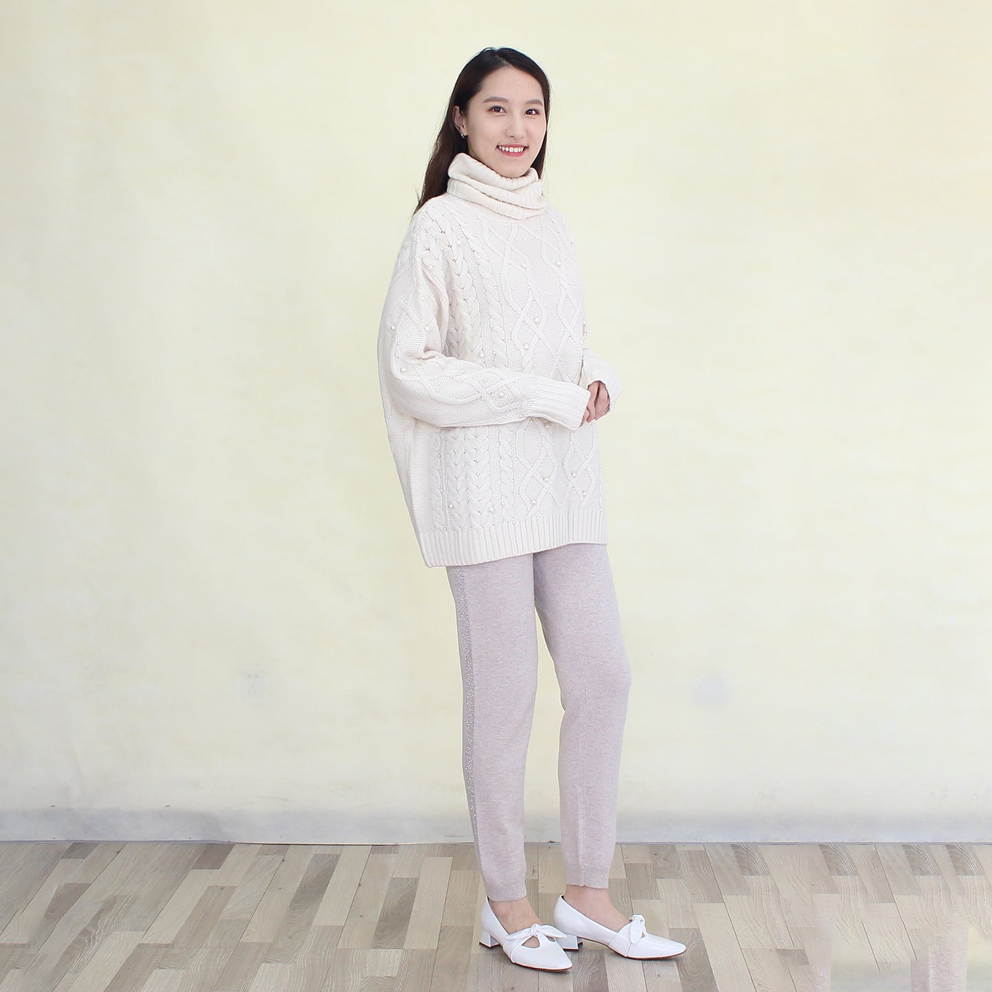 Women's cashmere pullover