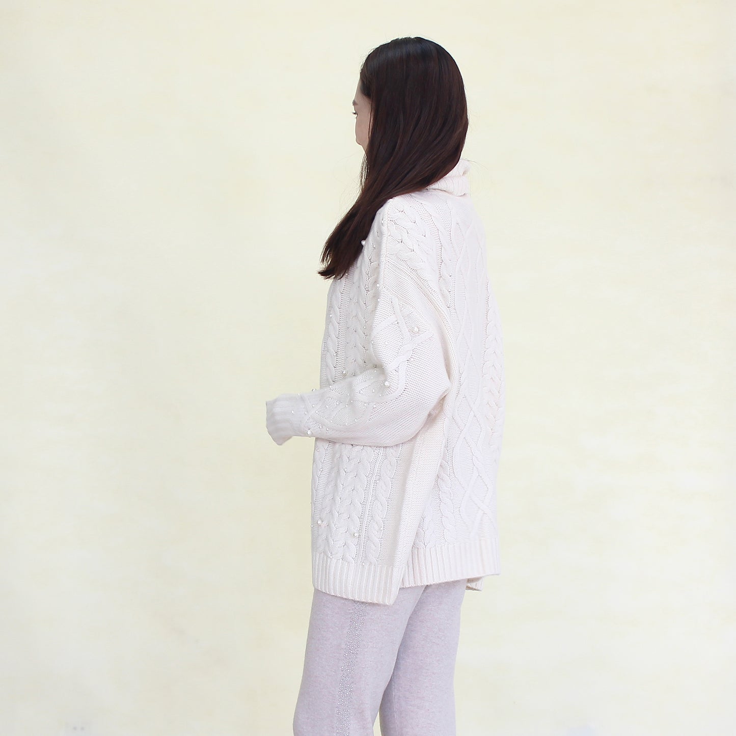 Women's cashmere pullover