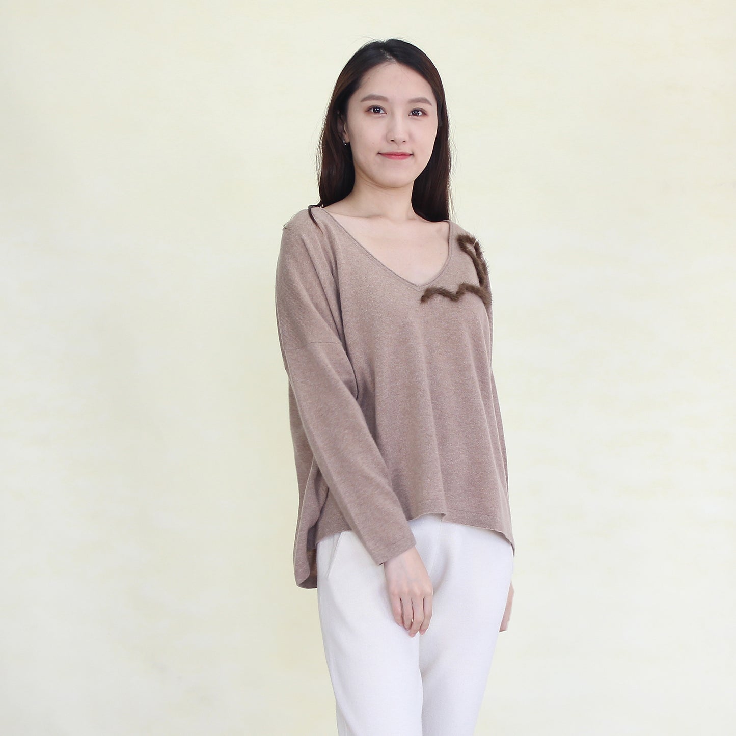 Women's cashmere pullover