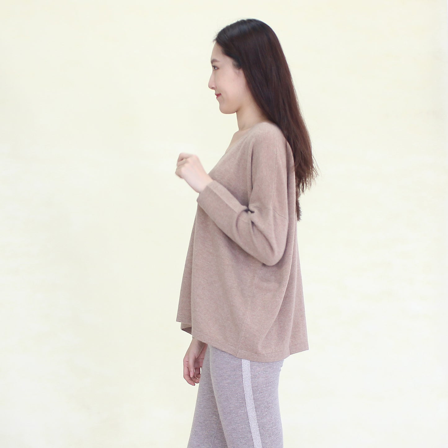 Women's cashmere pullover with mink