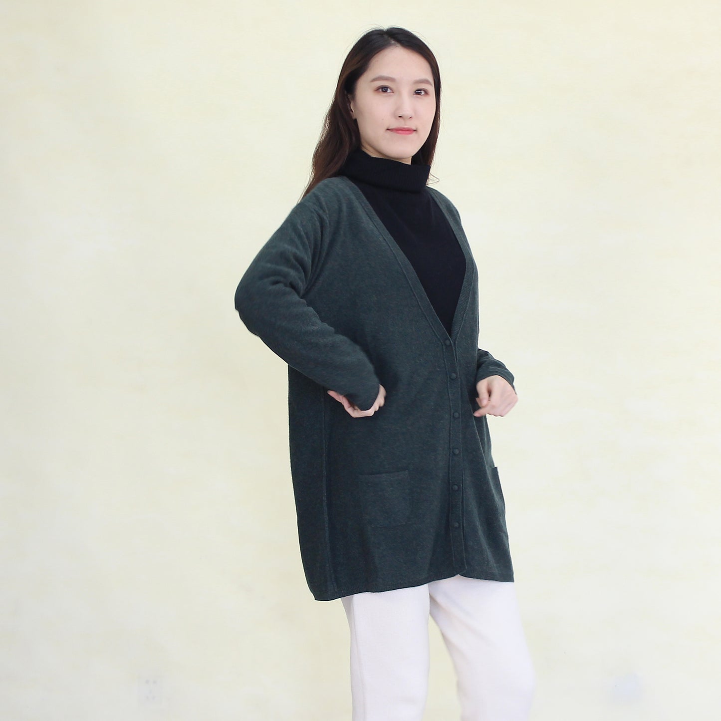 Women's cashmere cardigan