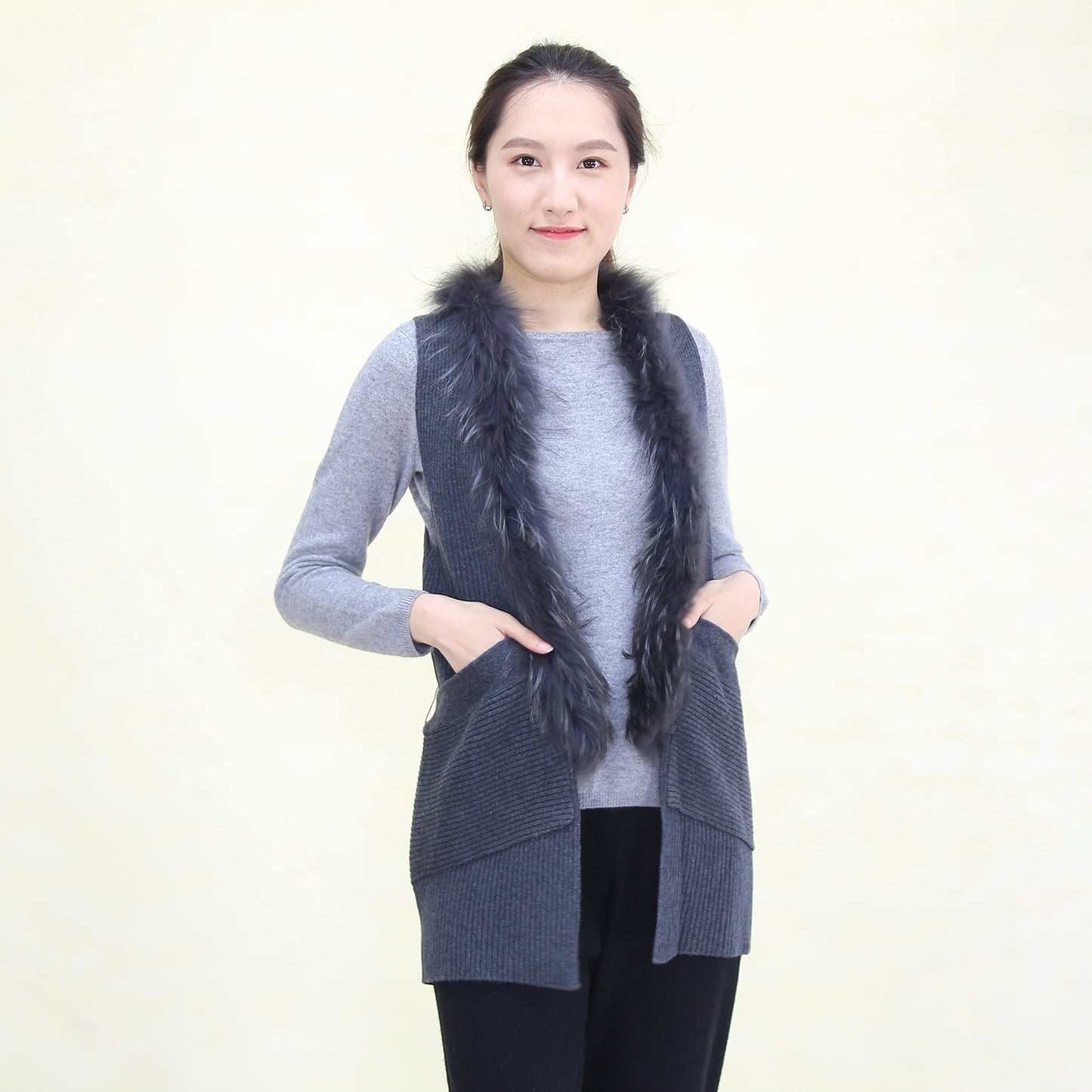 Women's cashmere with fox fur vest