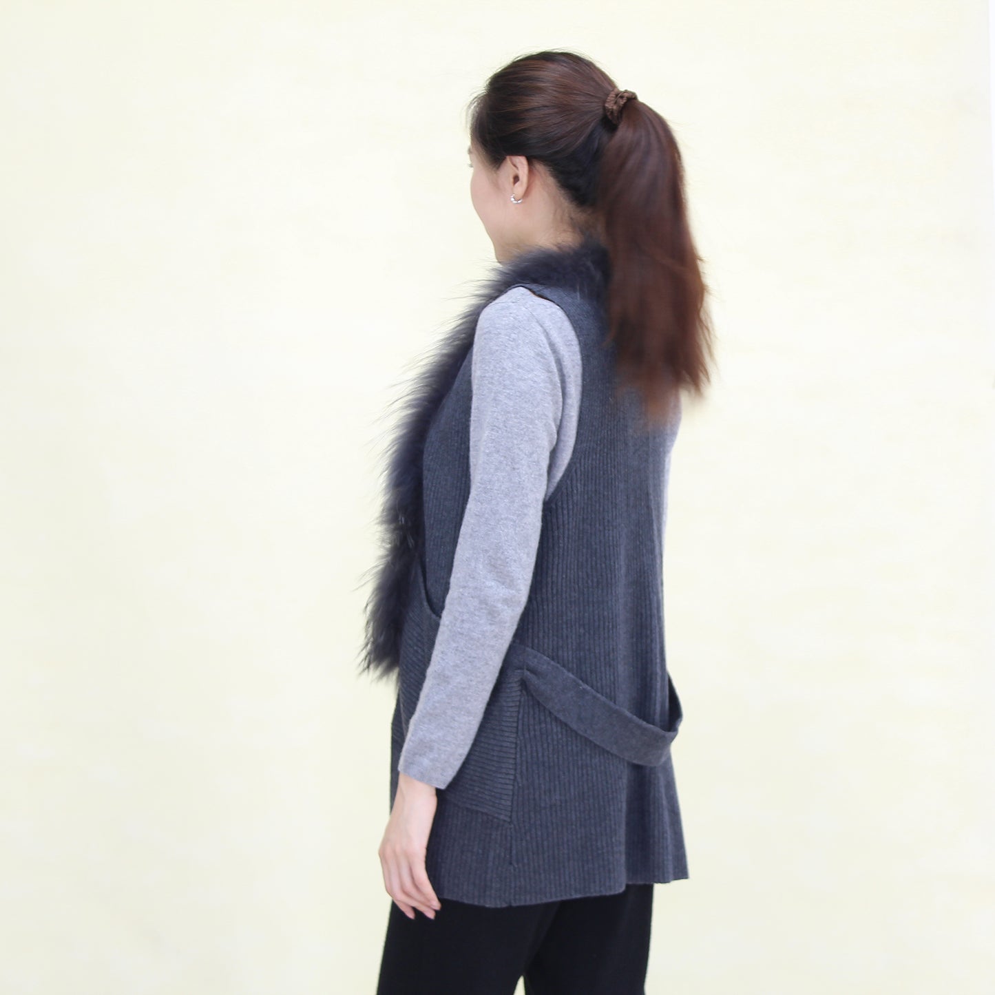 Women's cashmere with fox fur vest