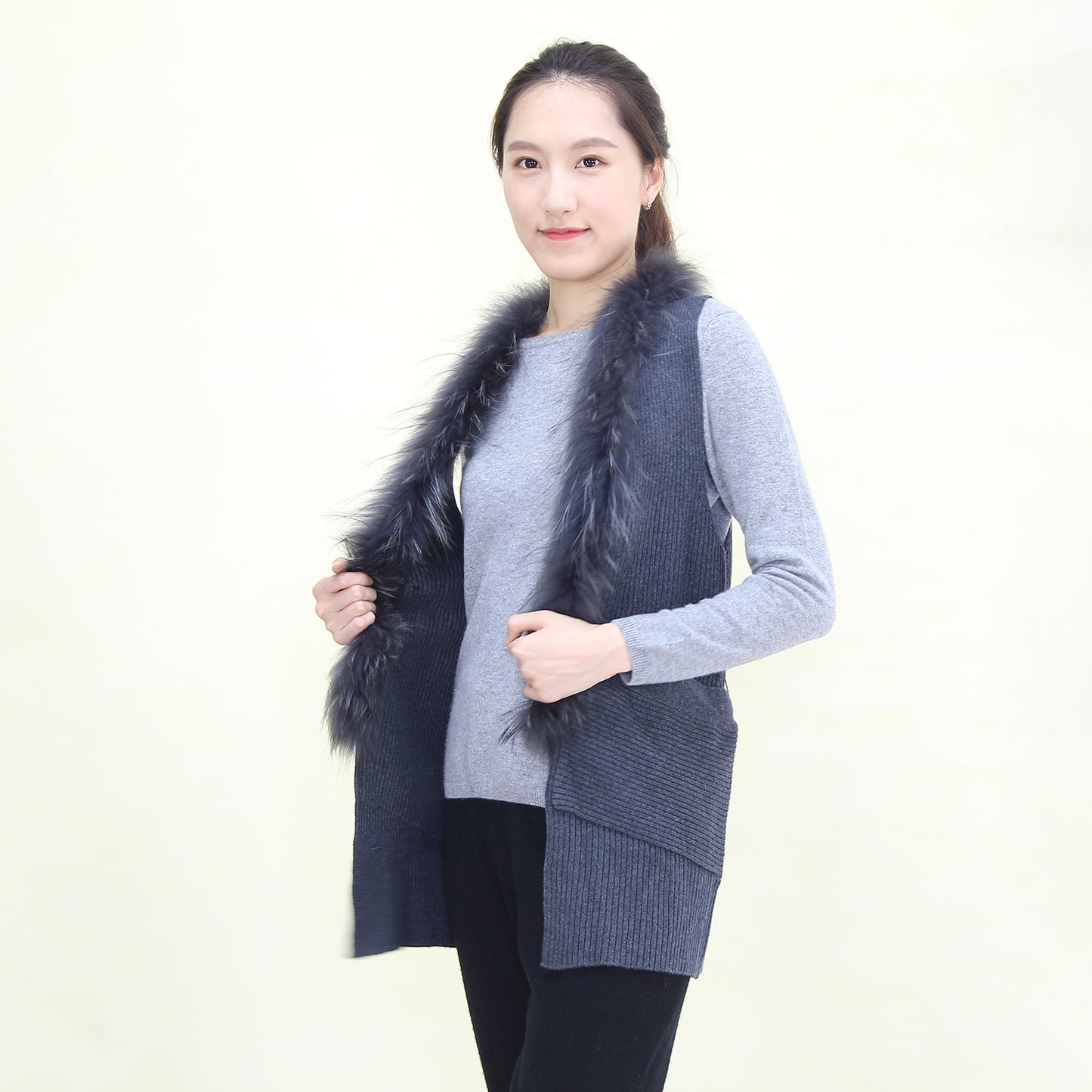 Women's cashmere with fox fur vest