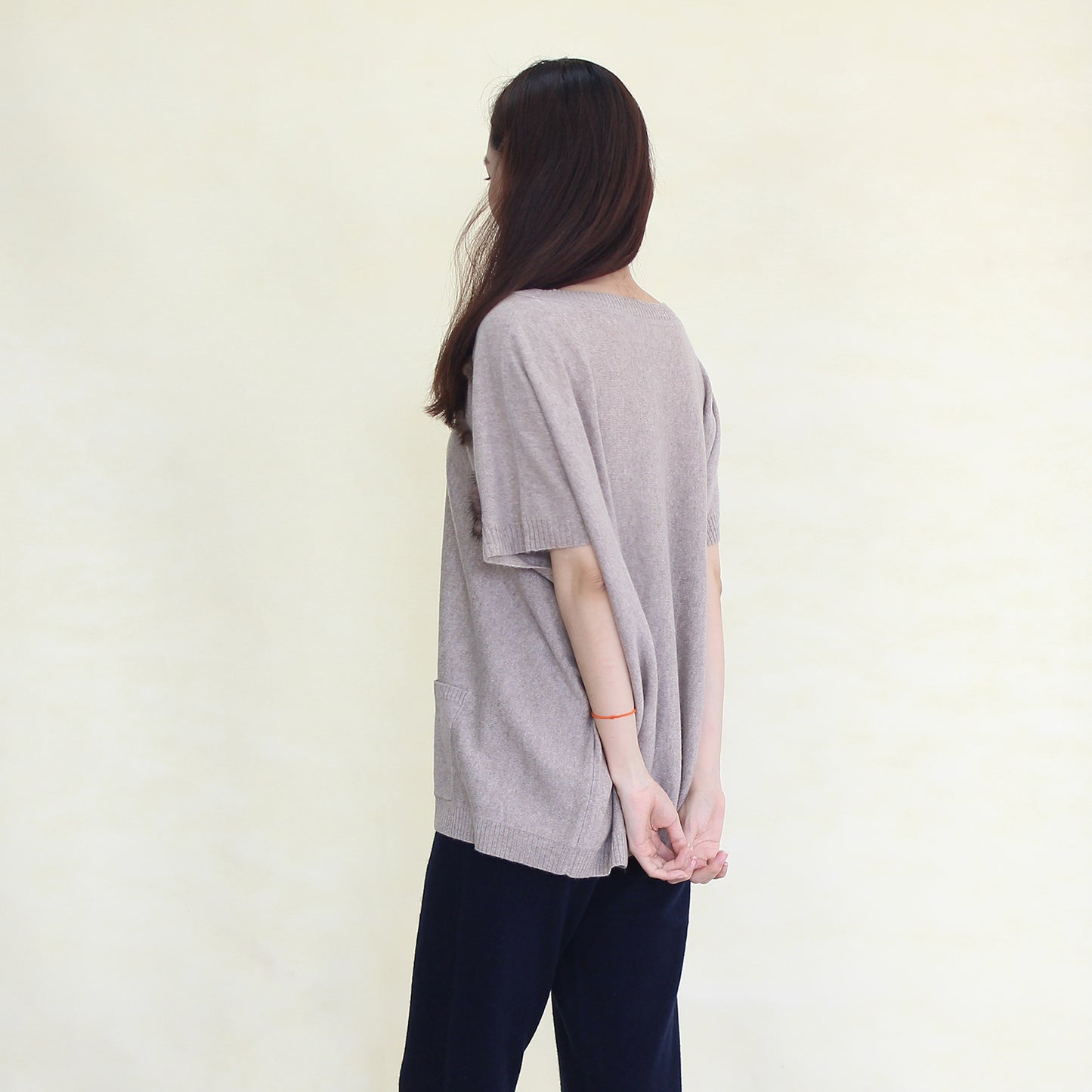 Women's cashmere pullover with mink strip