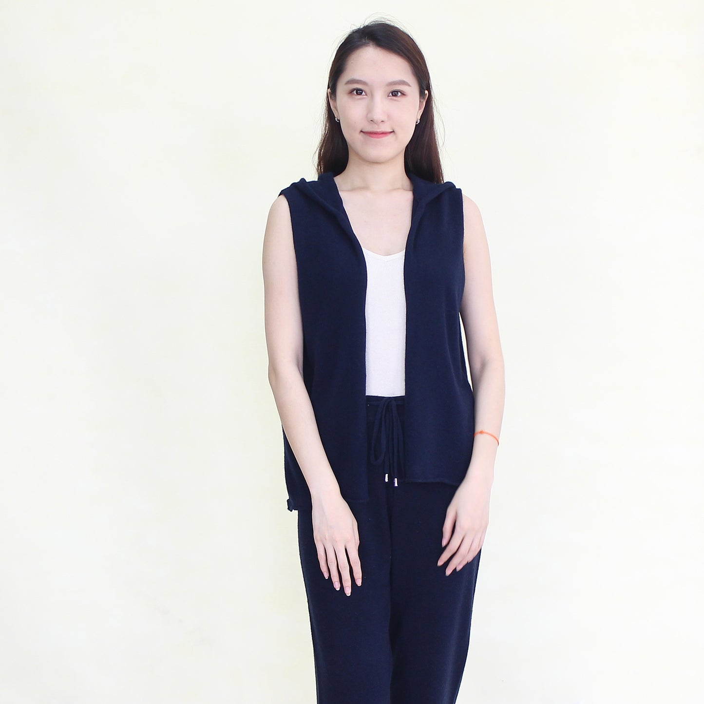 Women's cashmere vest