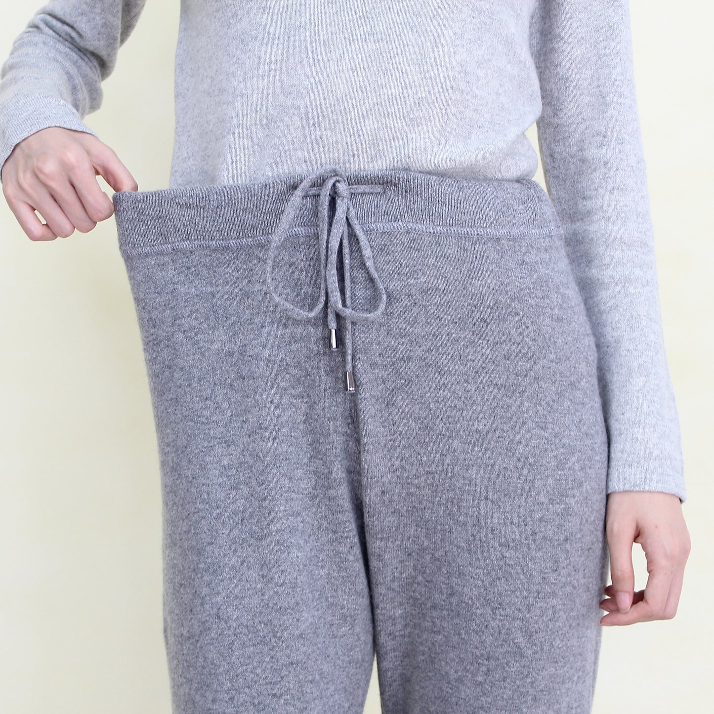 Women's cashmere pants