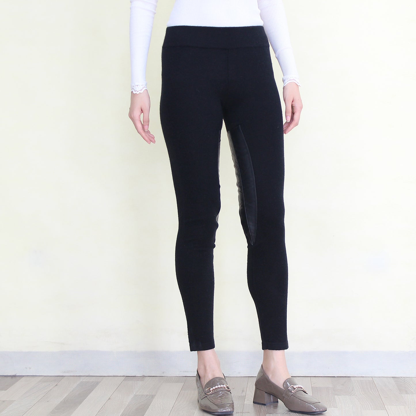 Women's cashmere pants