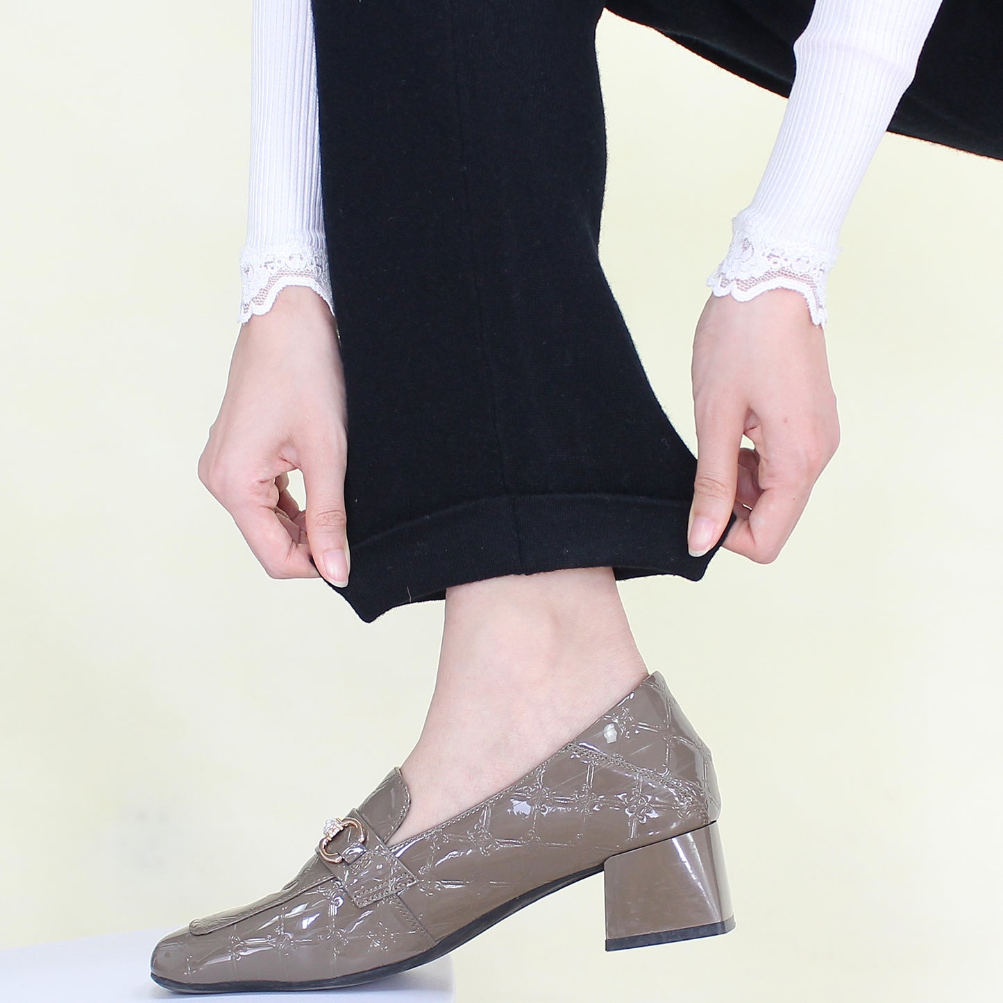Women's cashmere pants