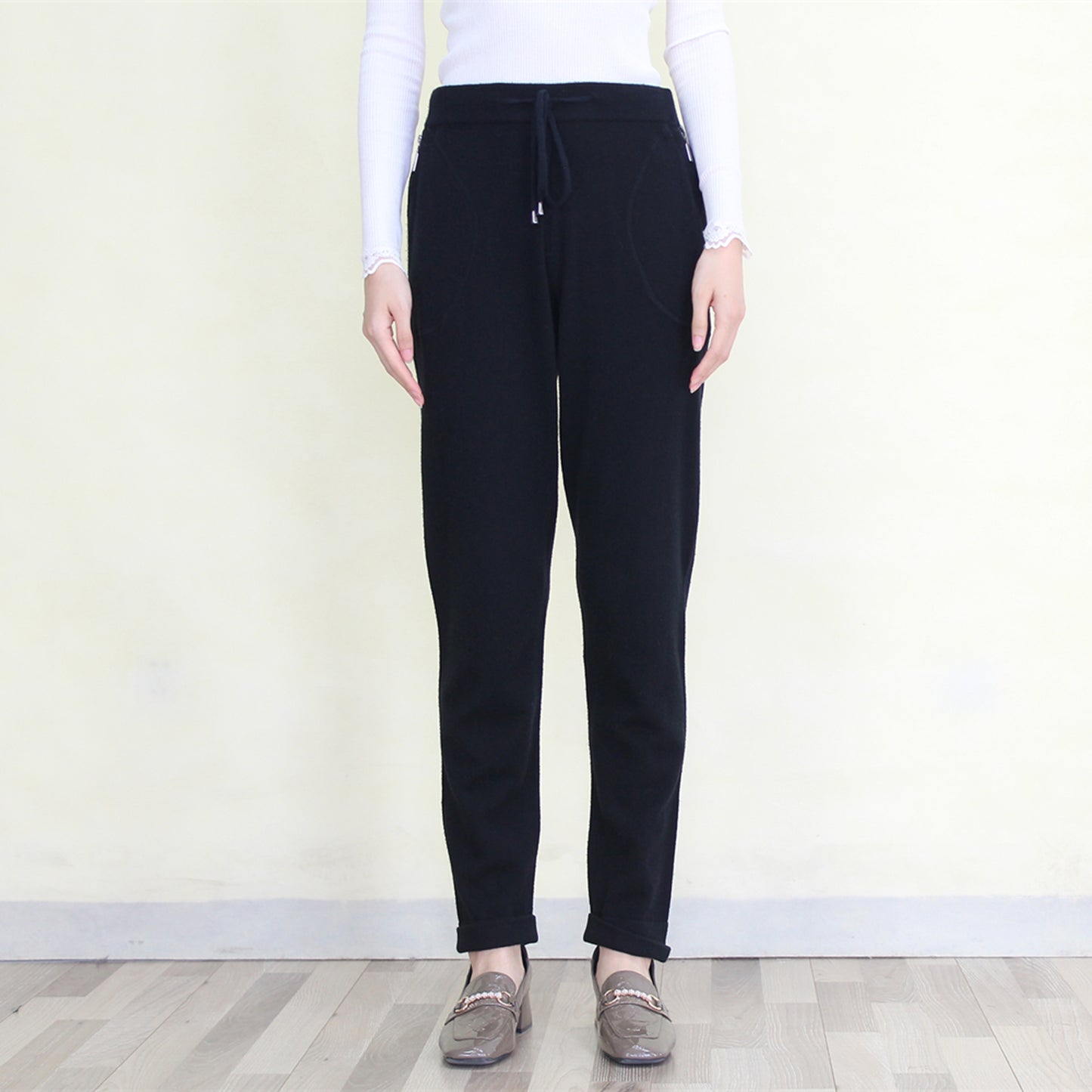 Women's cashmere pants