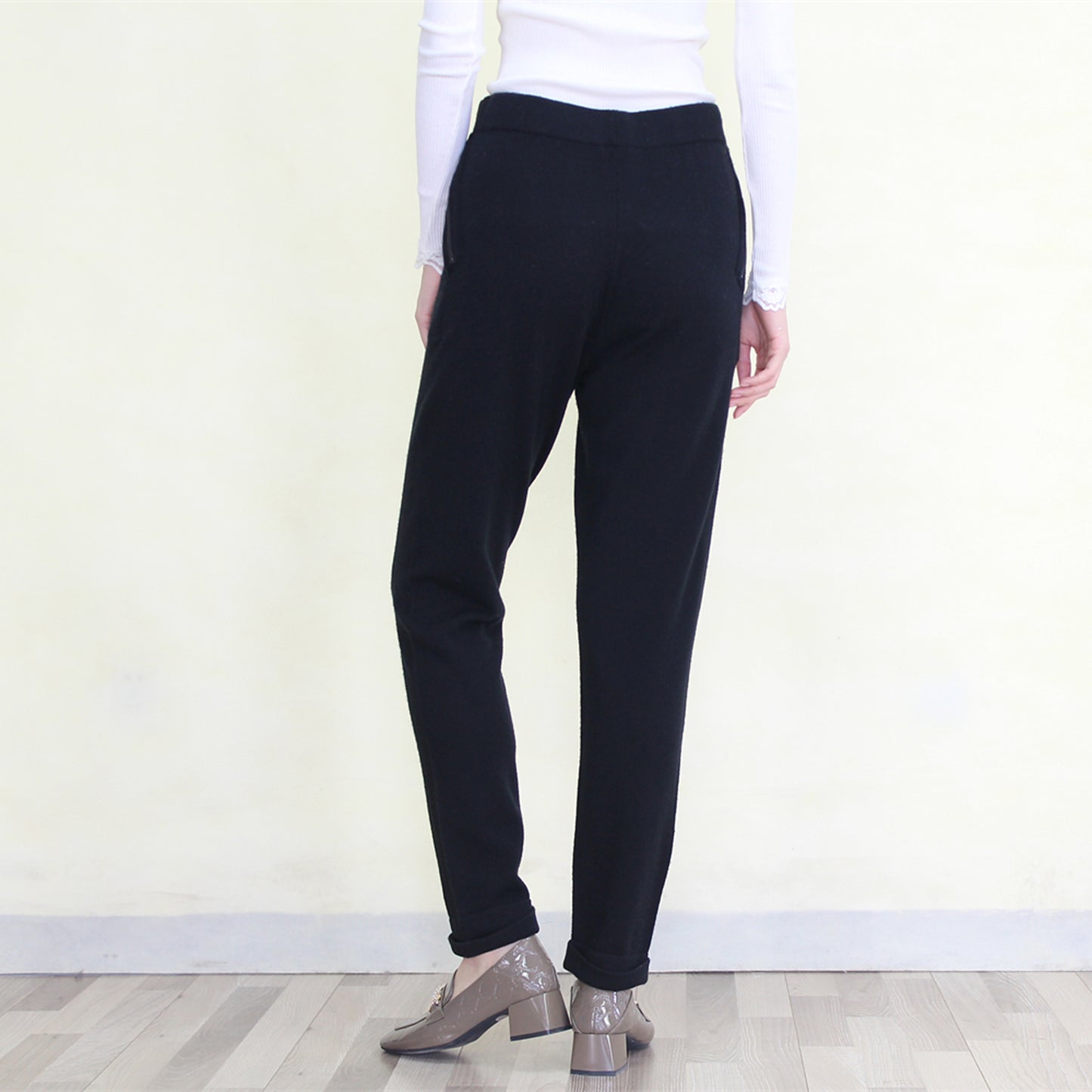 Women's cashmere pants