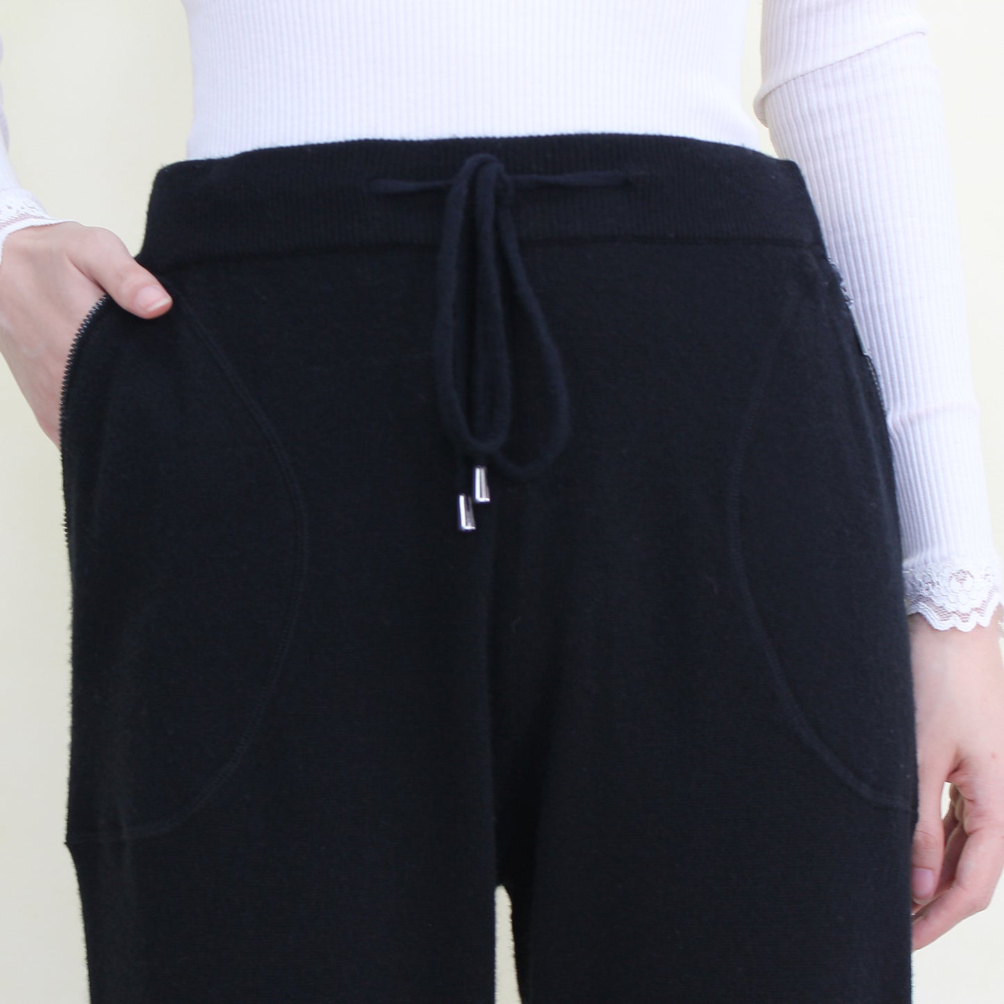 Women's cashmere pants