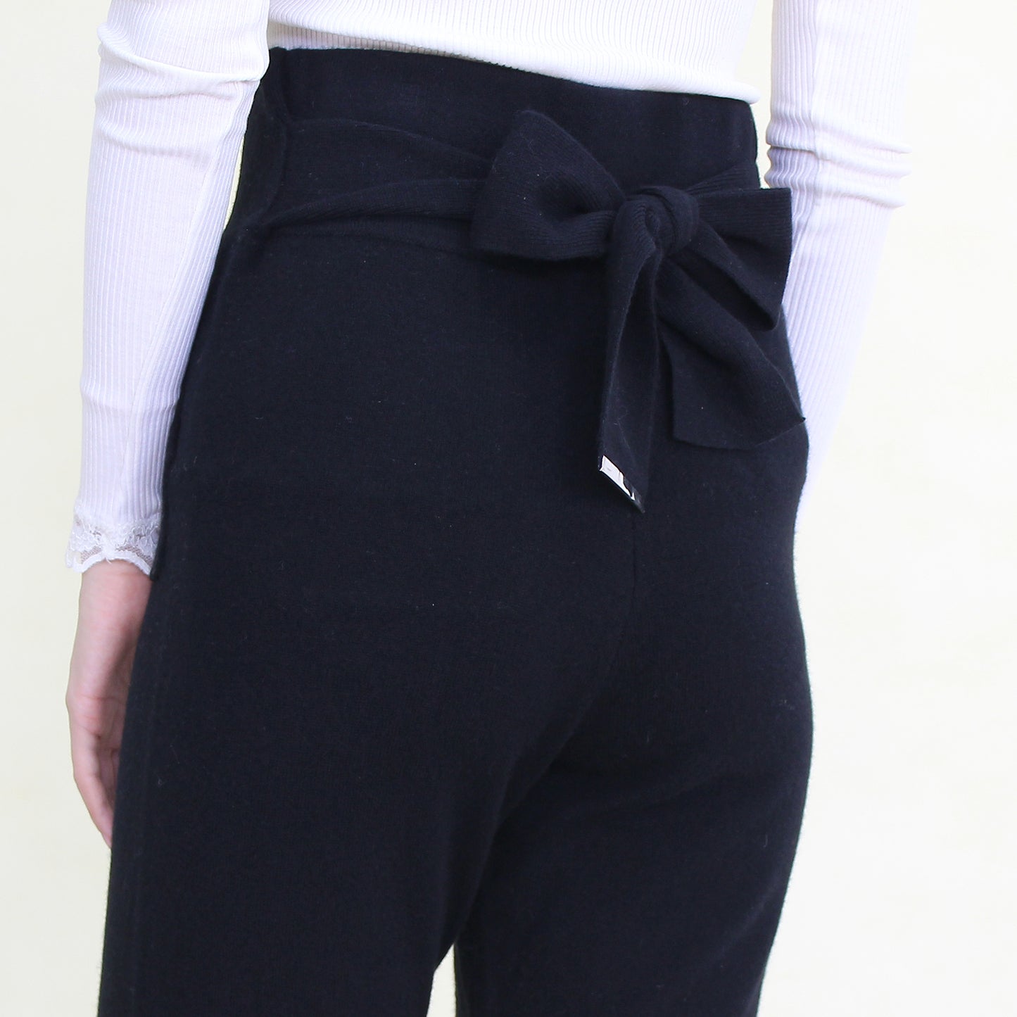 Women's cashmere pants