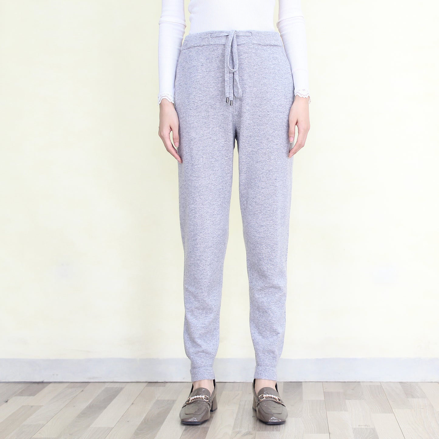 Women's cashmere pants