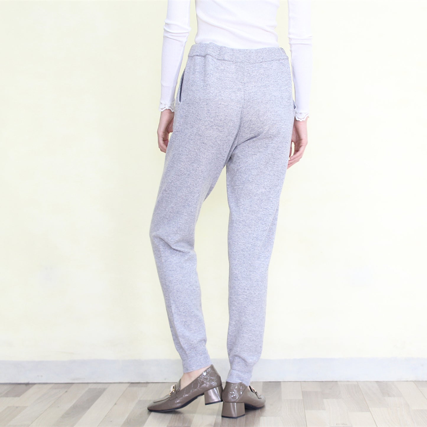 Women's cashmere pants
