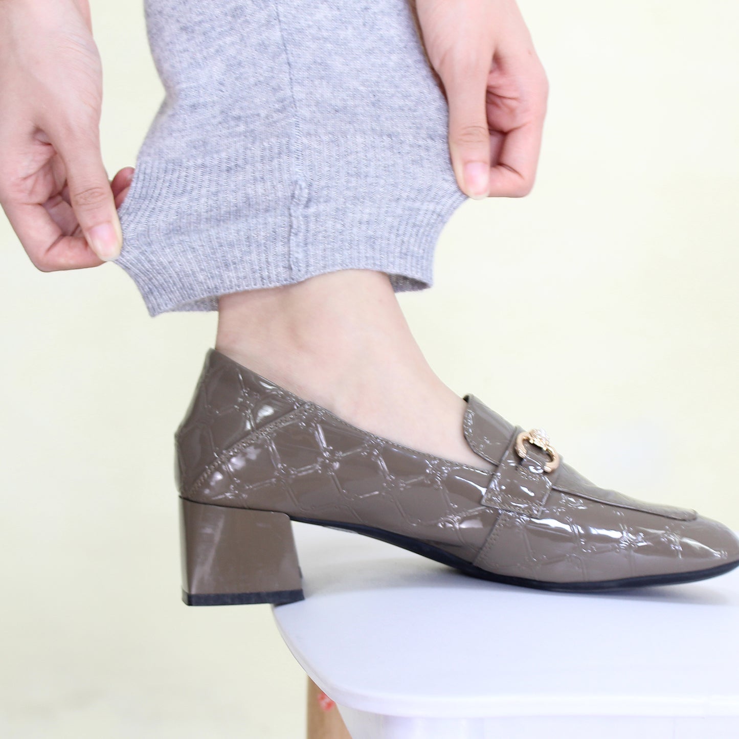 Women's cashmere pants