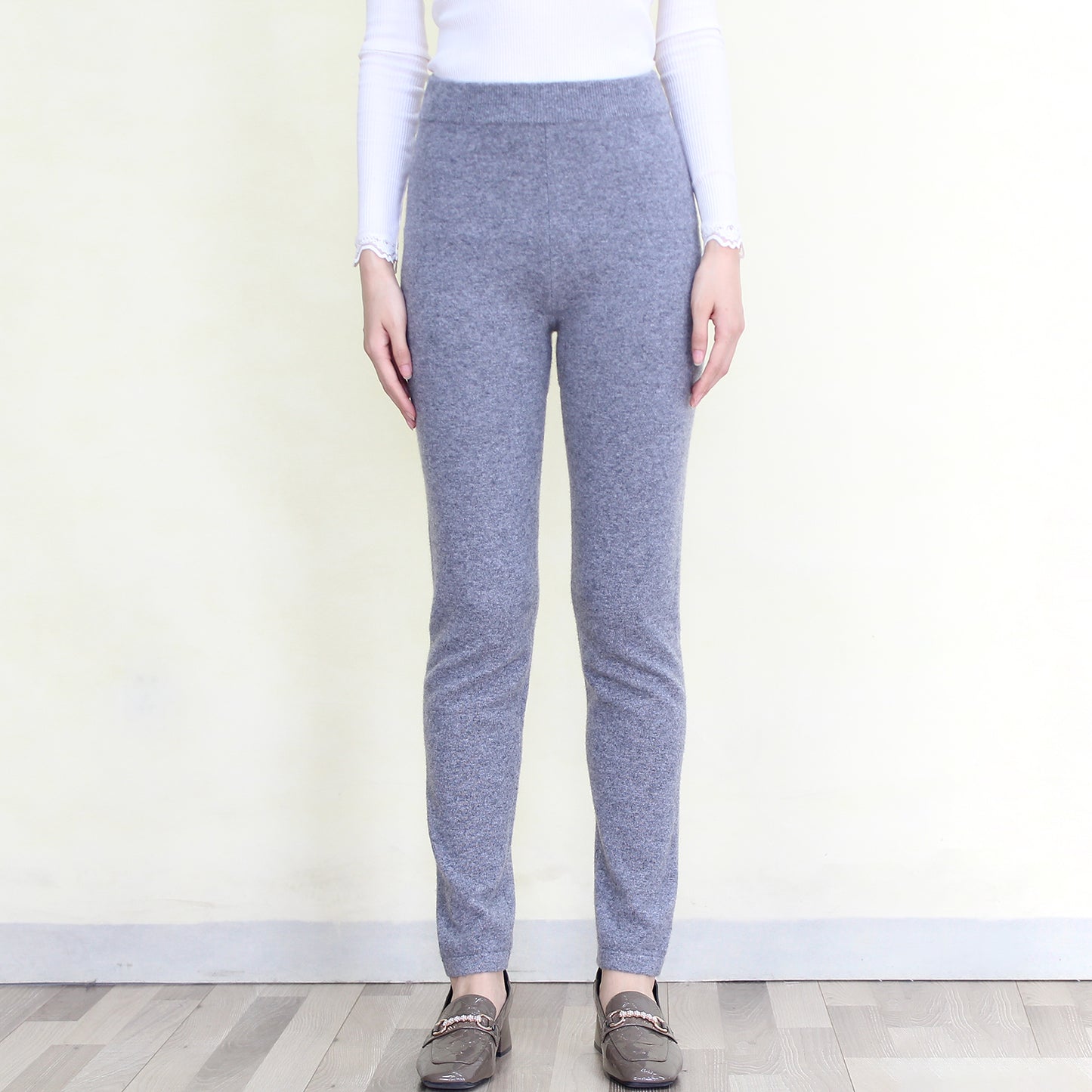 Women's cashmere pants