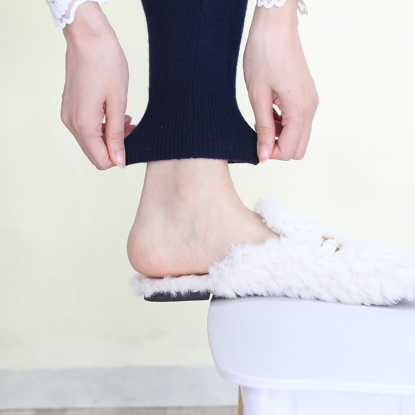 Women's cashmere pants