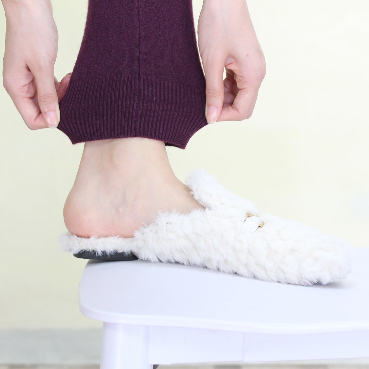 Women's cashmere pants