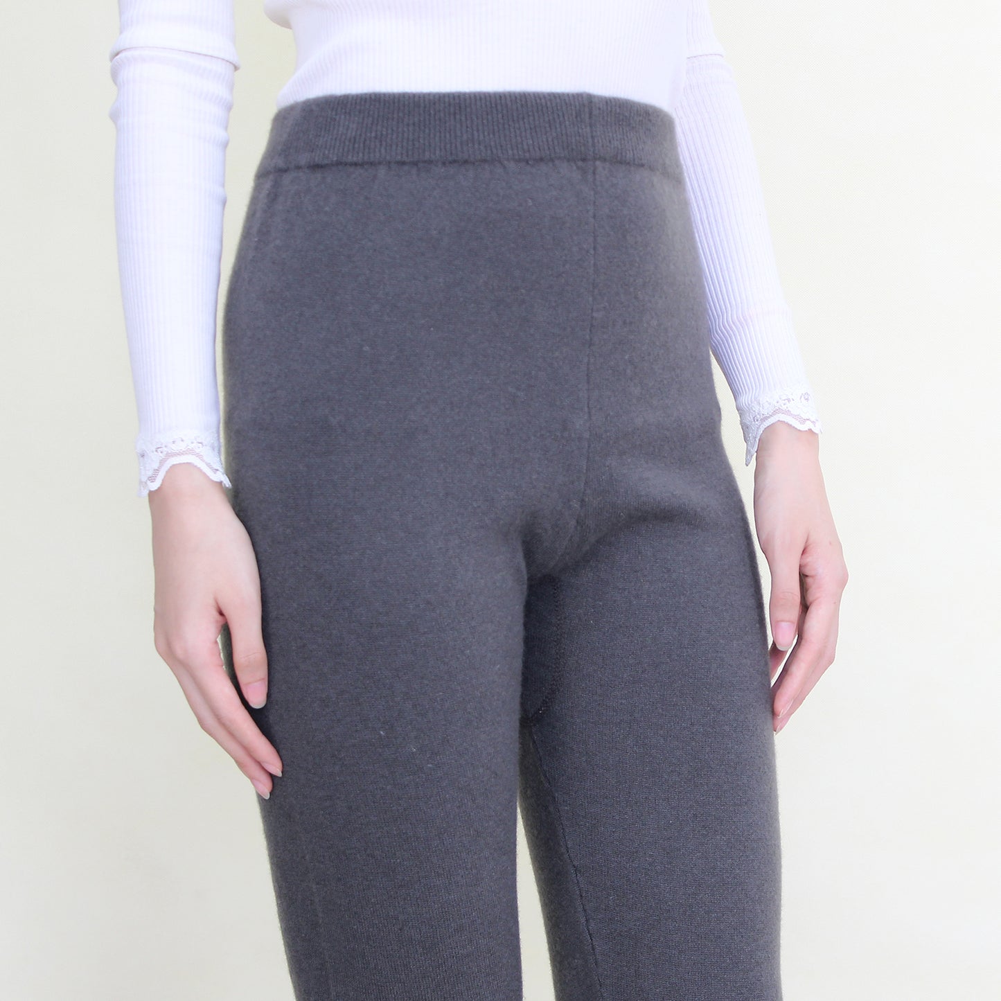 Women's cashmere pants