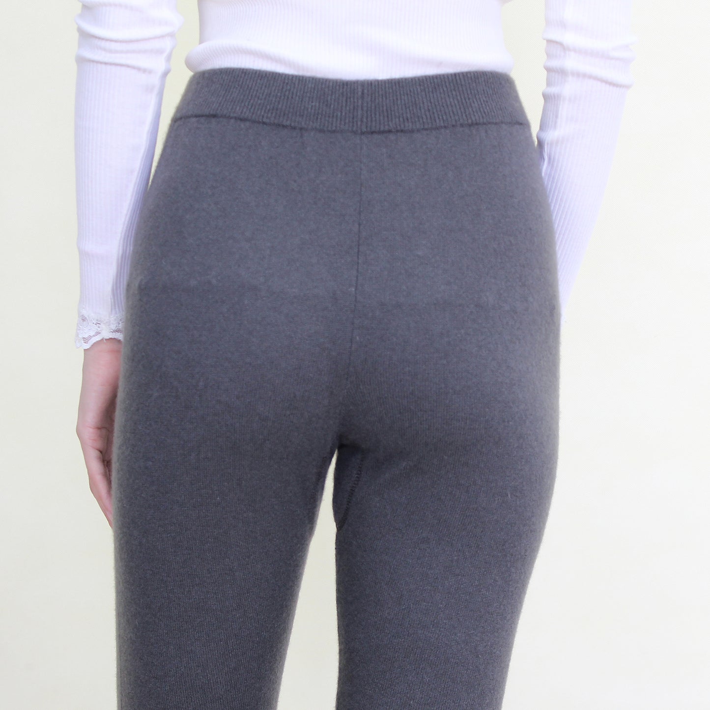 Women's cashmere pants