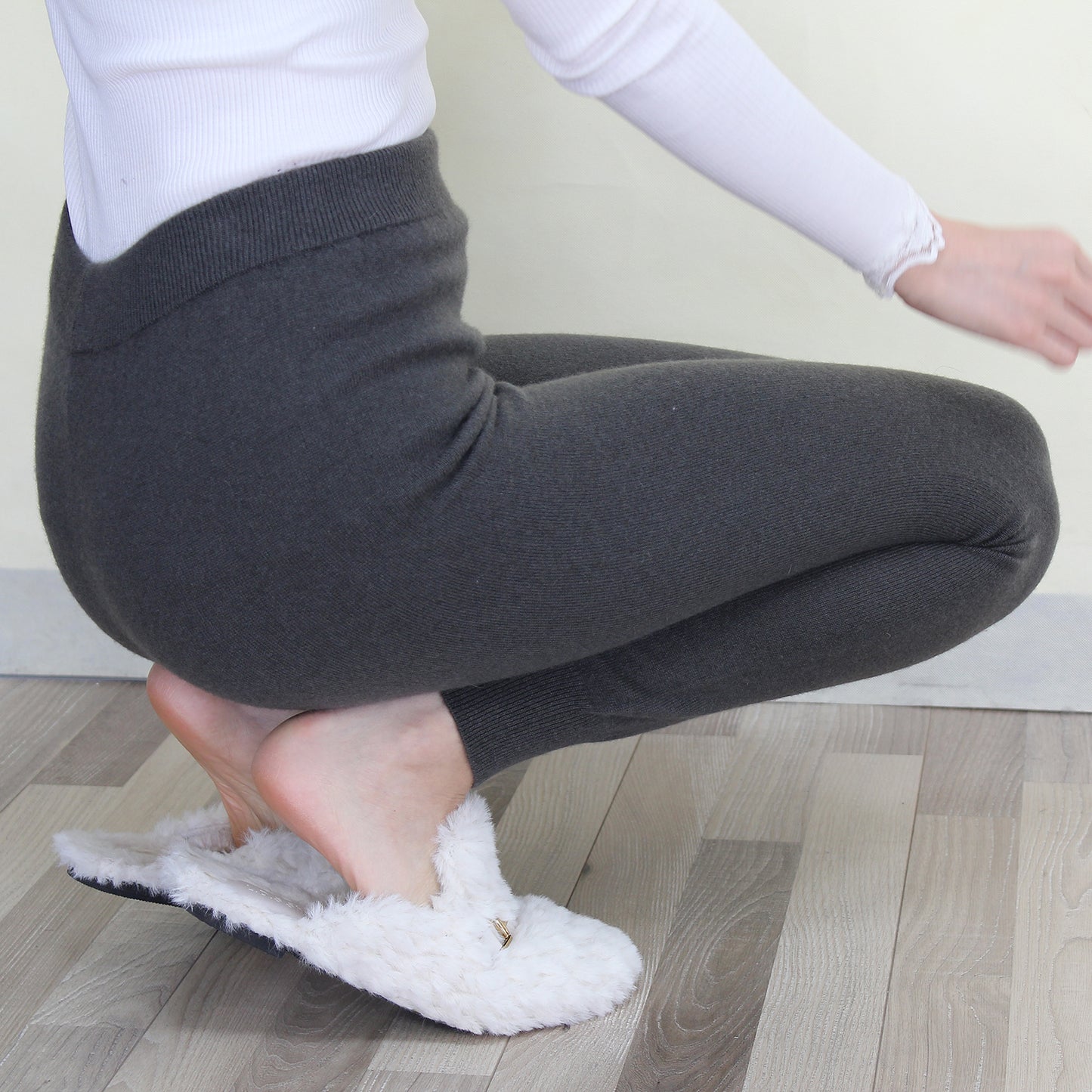 Women's cashmere pants