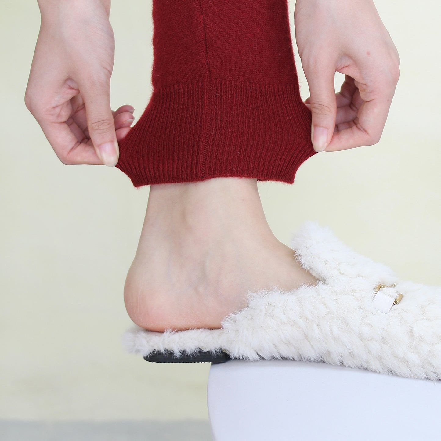 Women's cashmere pants