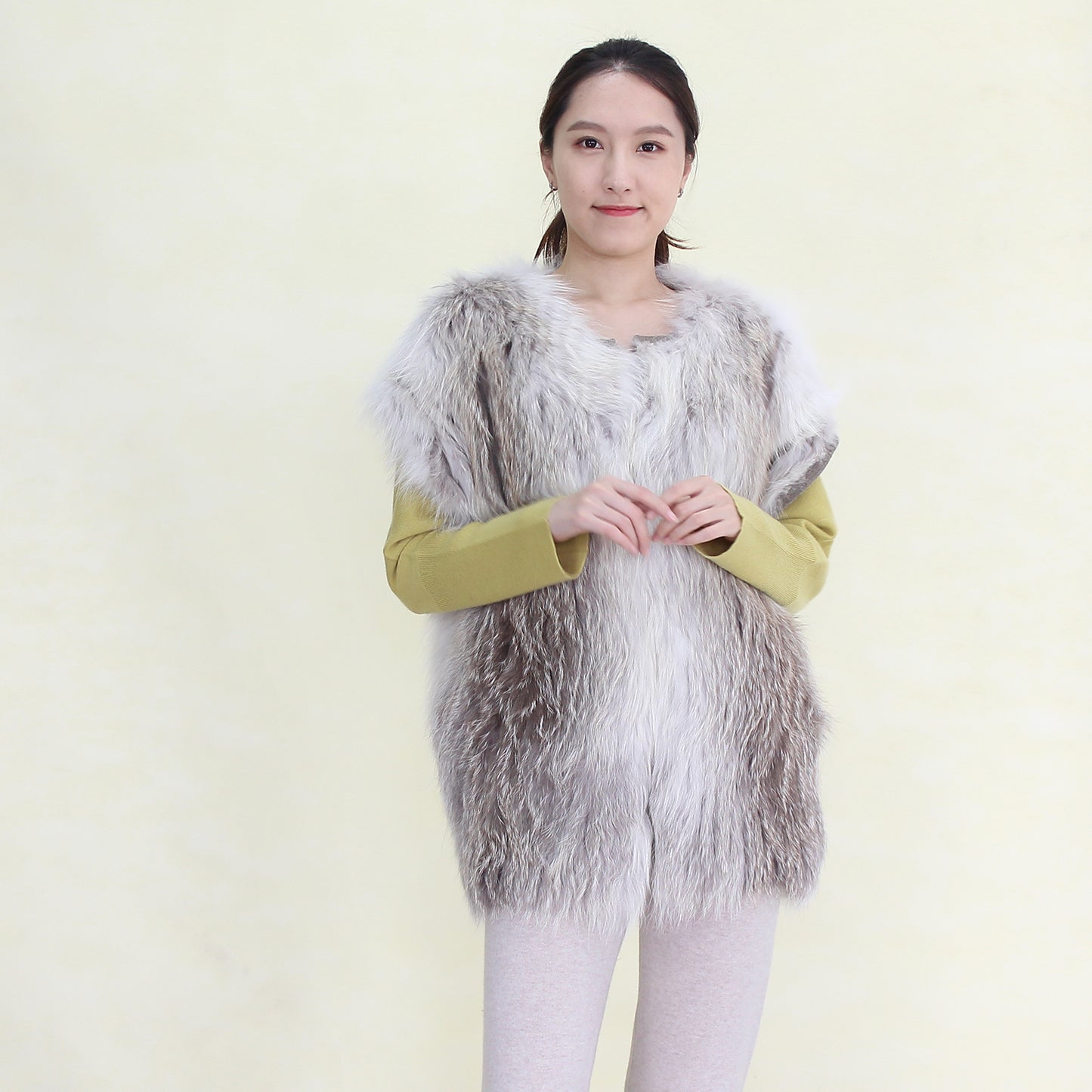 Women's fox fur vest with cashmere lining