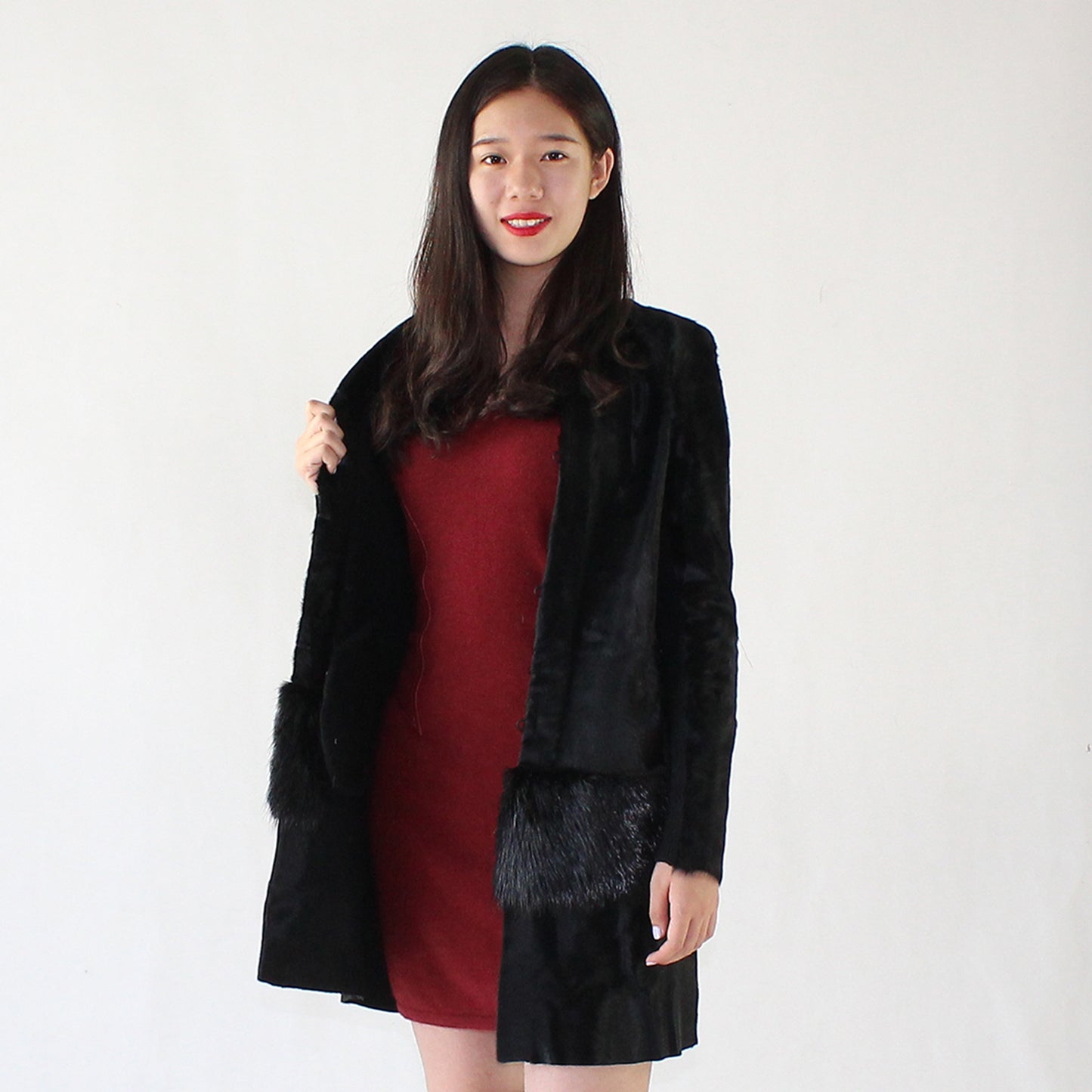 Women's calfskin coat with otter skin