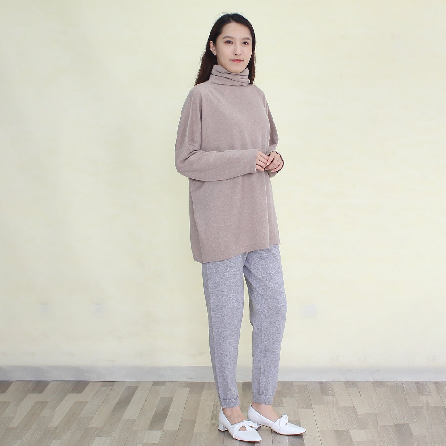 Women's cashmere pullover