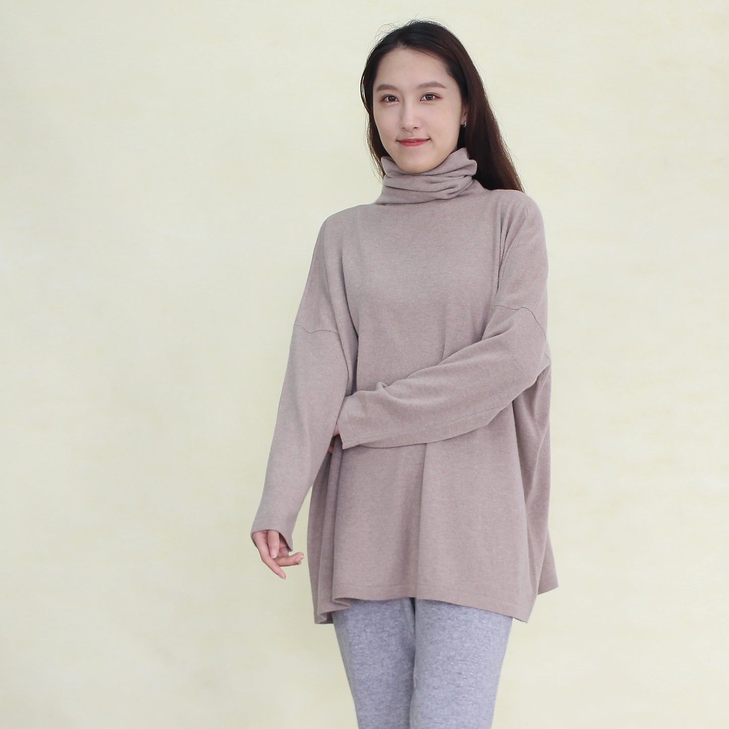 Women's cashmere pullover