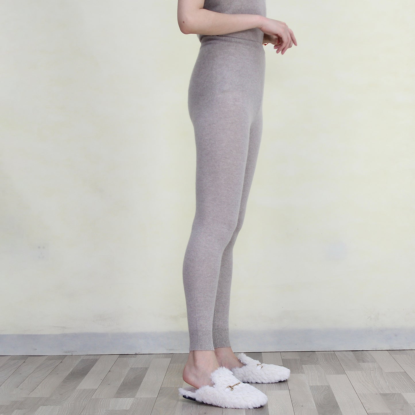 Women's cashmere pants
