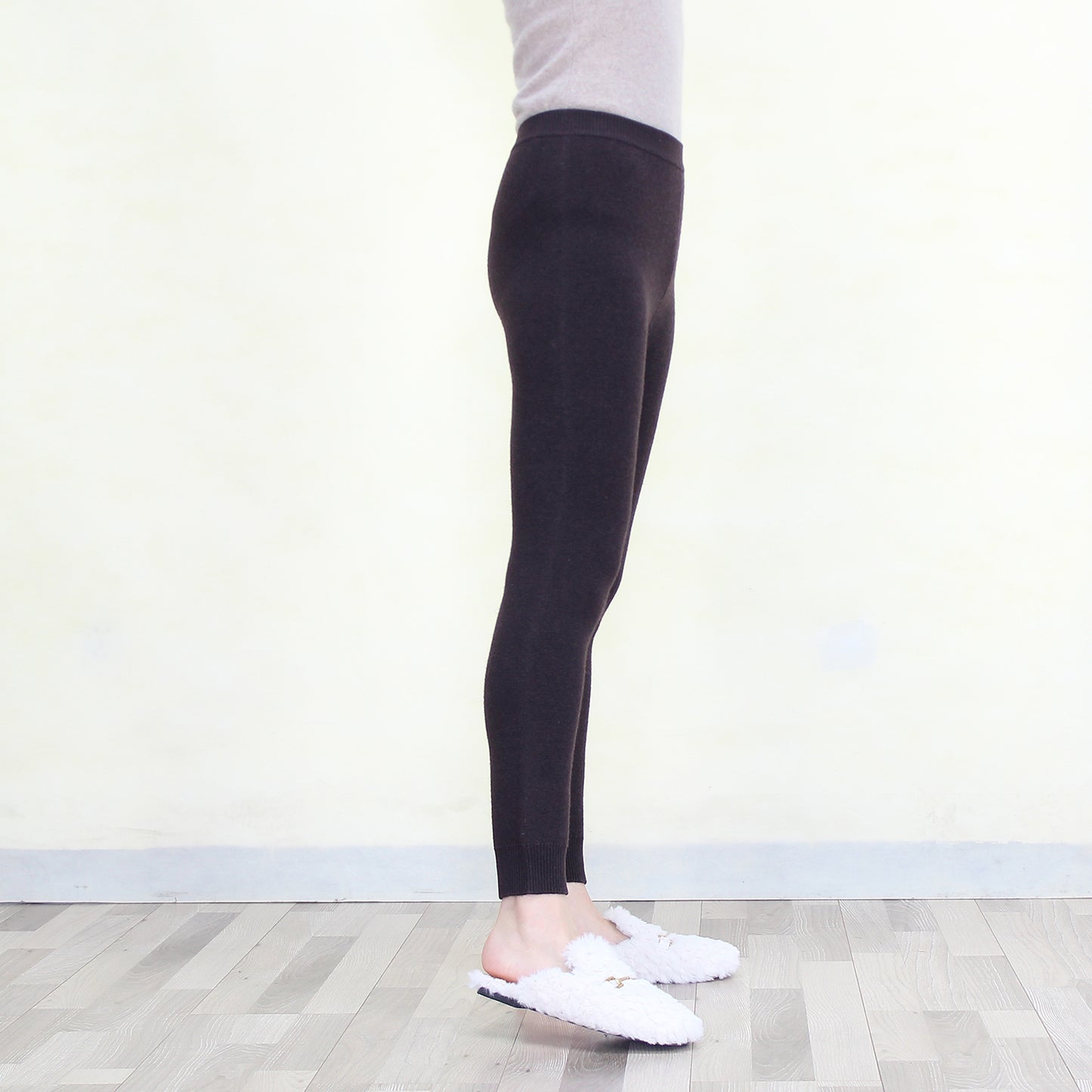 Women's cashmere pants