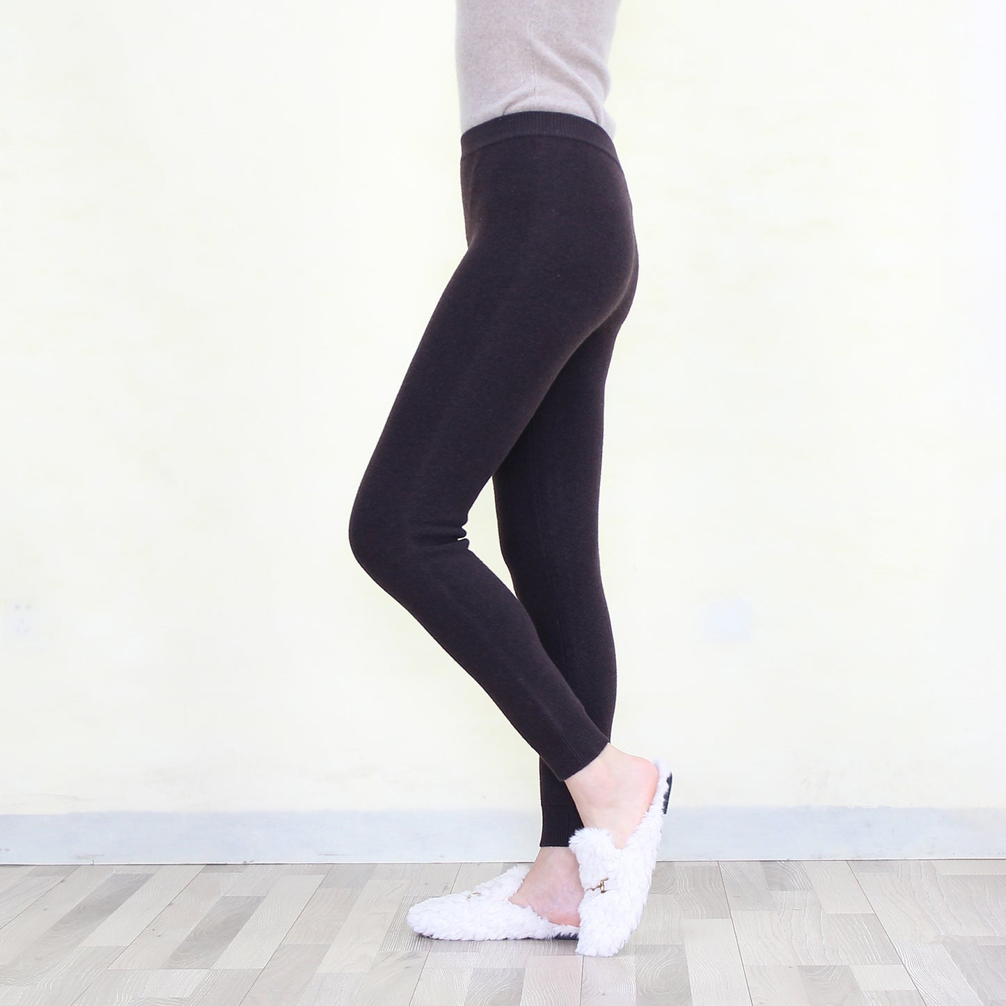 Women's cashmere pants