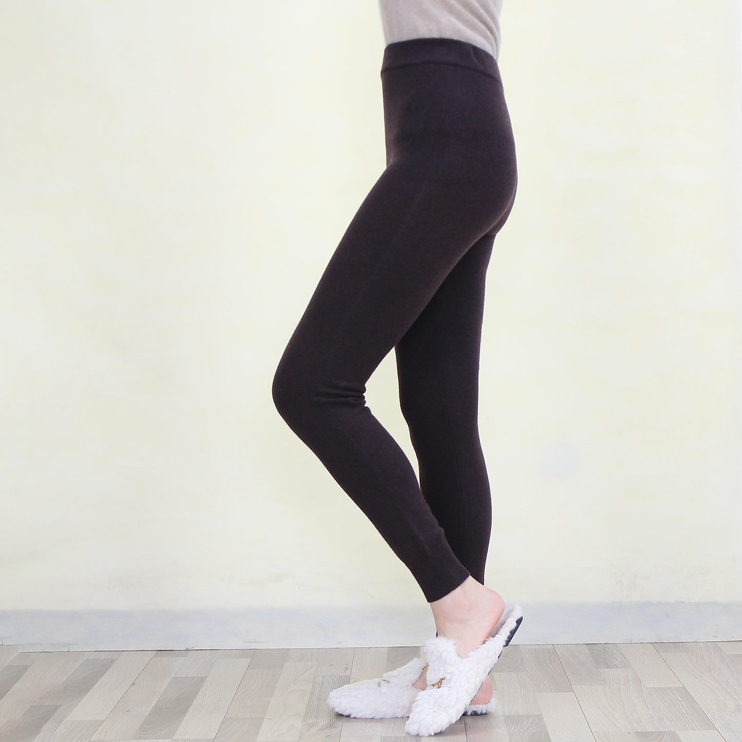 Women's cashmere pants
