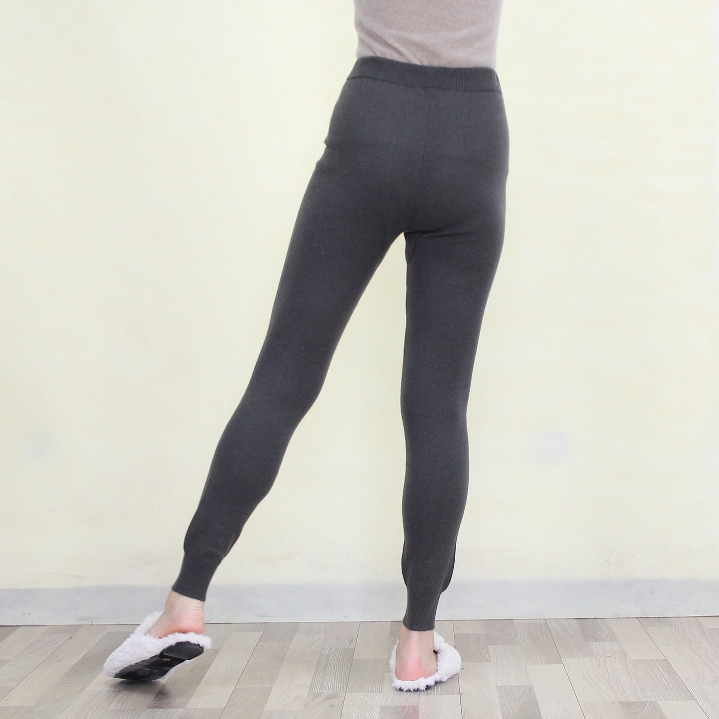 Women's cashmere pants