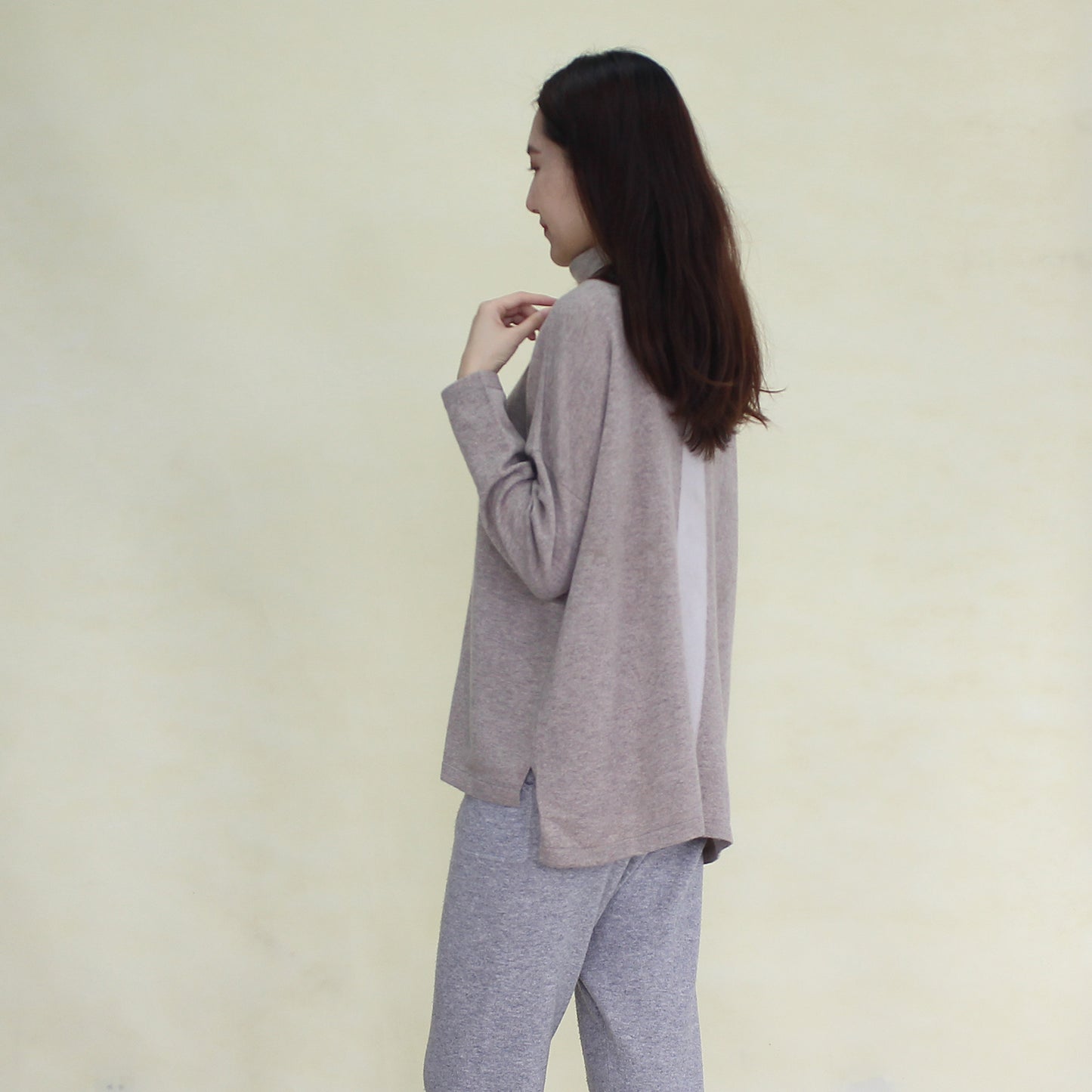 Women's cashmere pullover