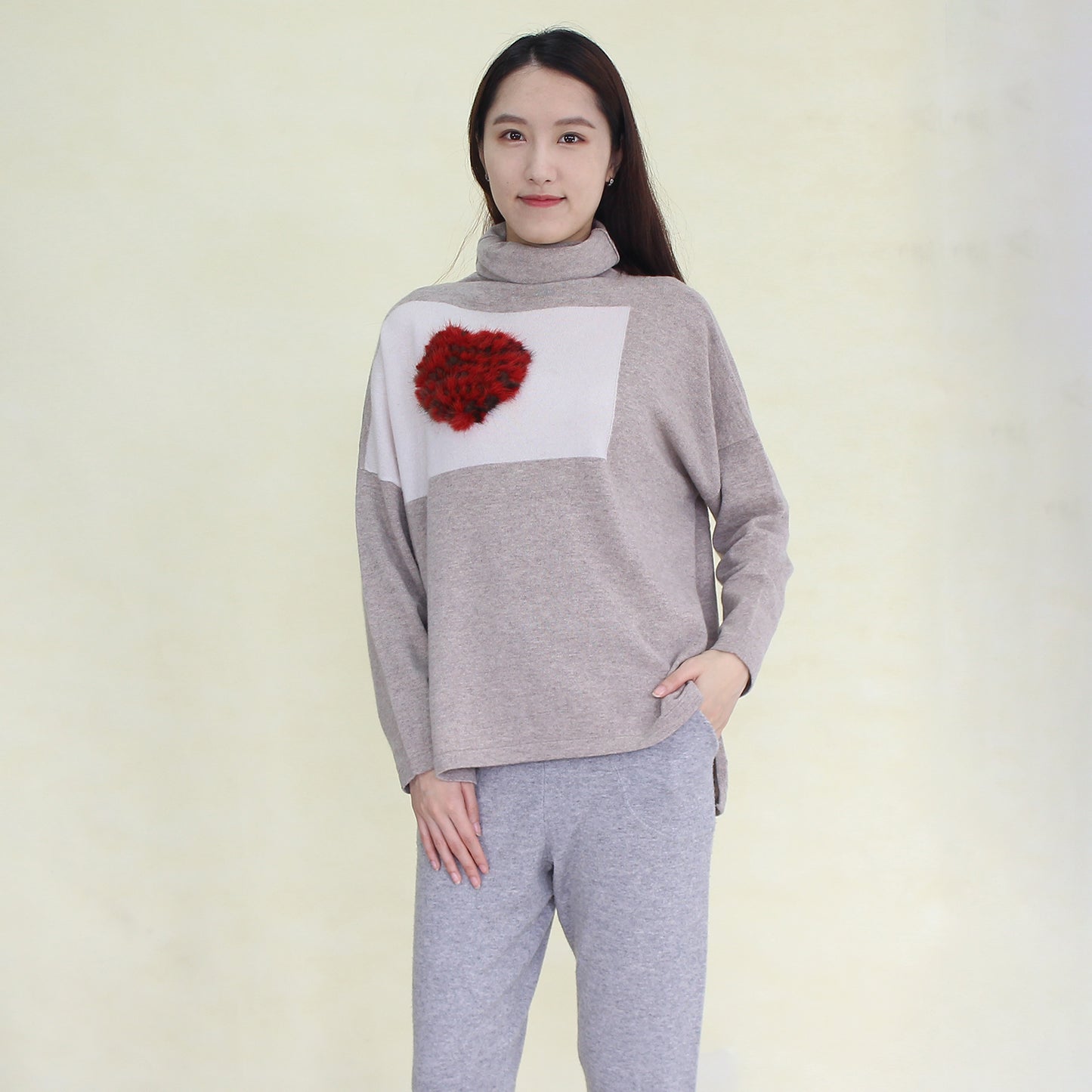 Women's cashmere pullover