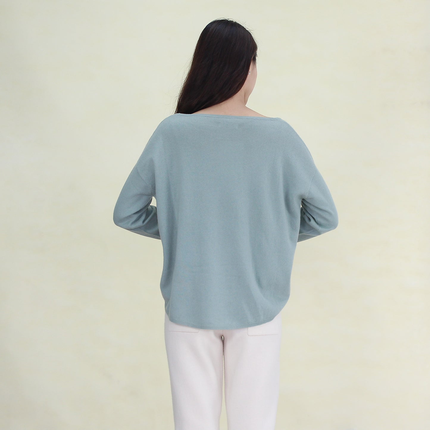 Women's cashmere pullover