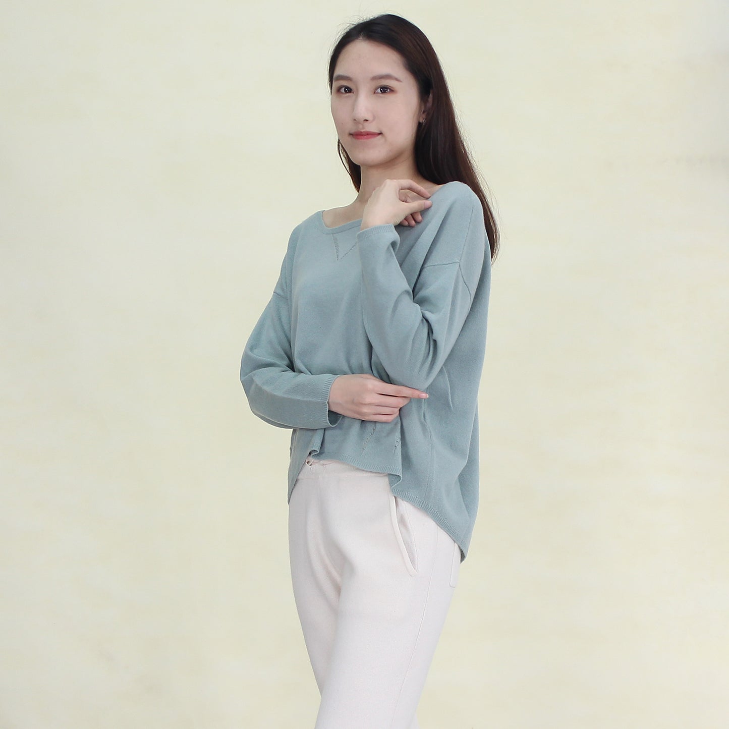 Women's cashmere pullover