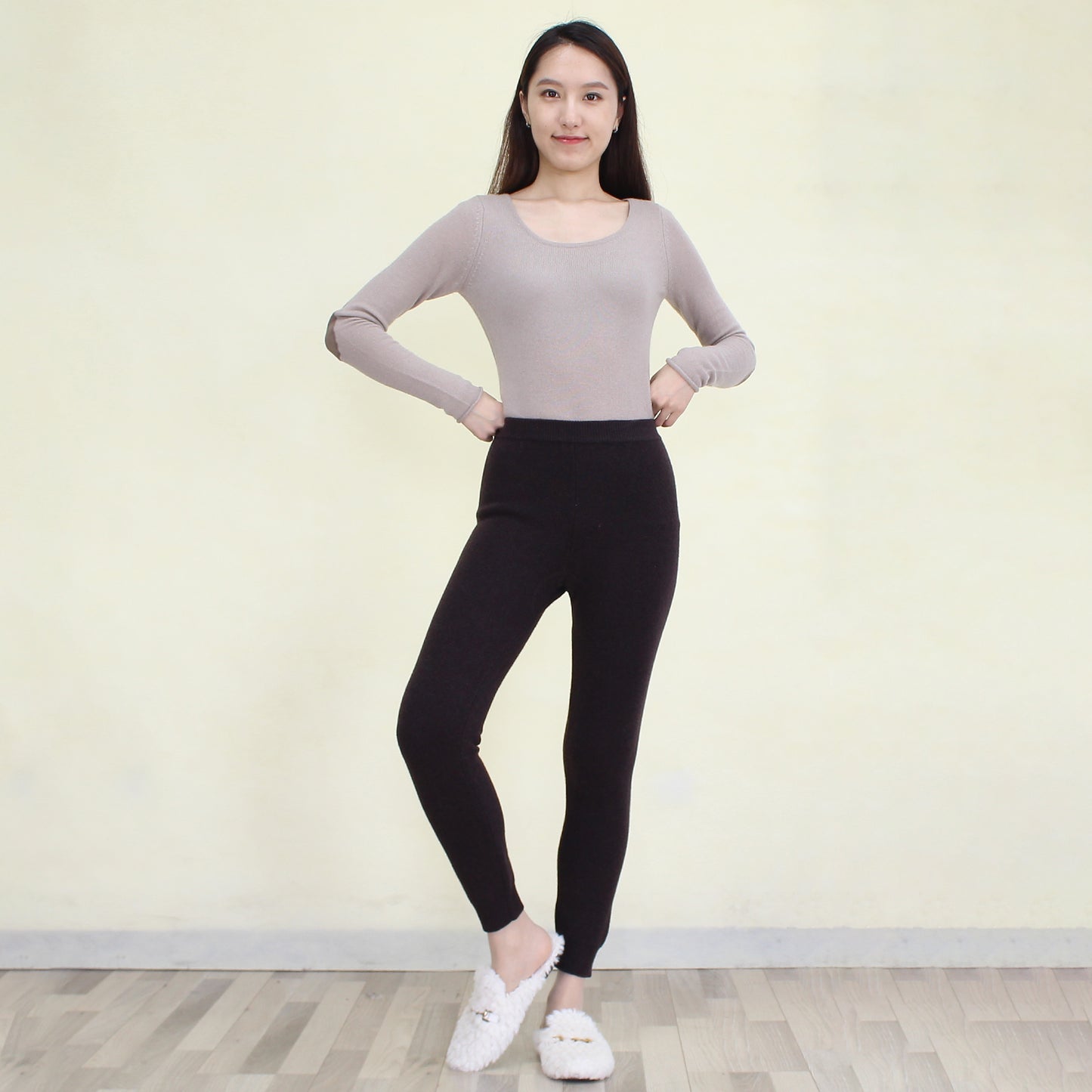 Women's cashmere pants