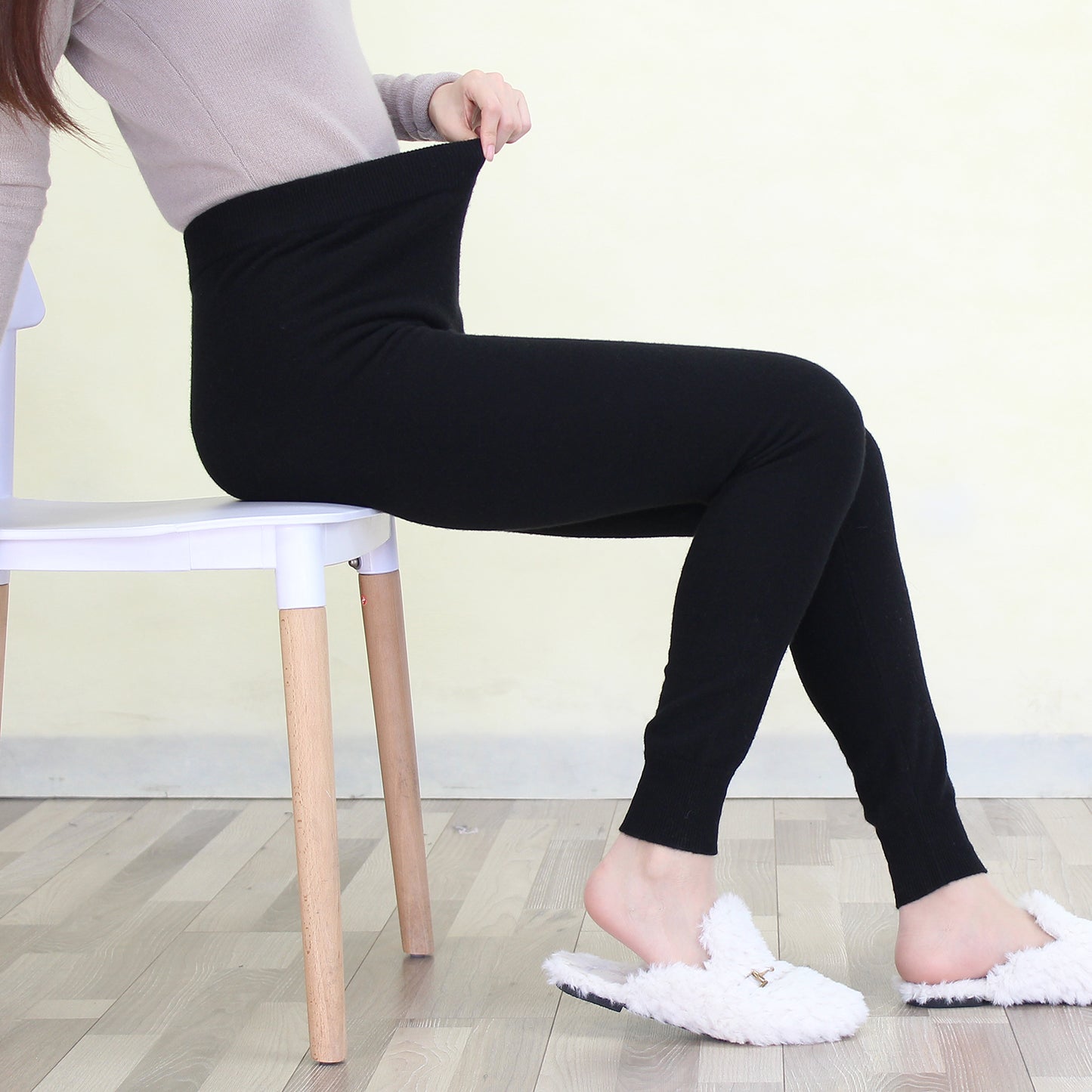 Women's cashmere pants