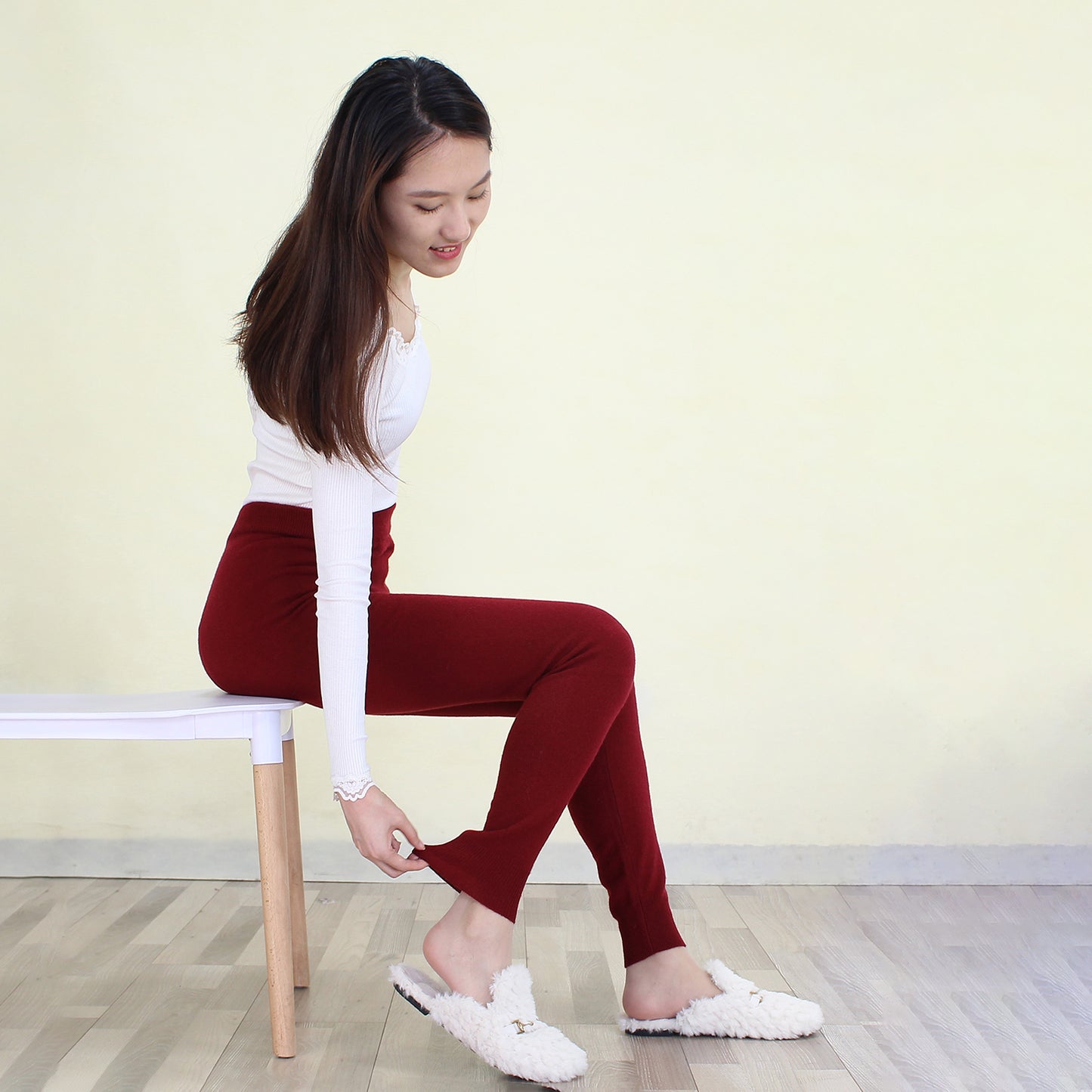 Women's cashmere pants