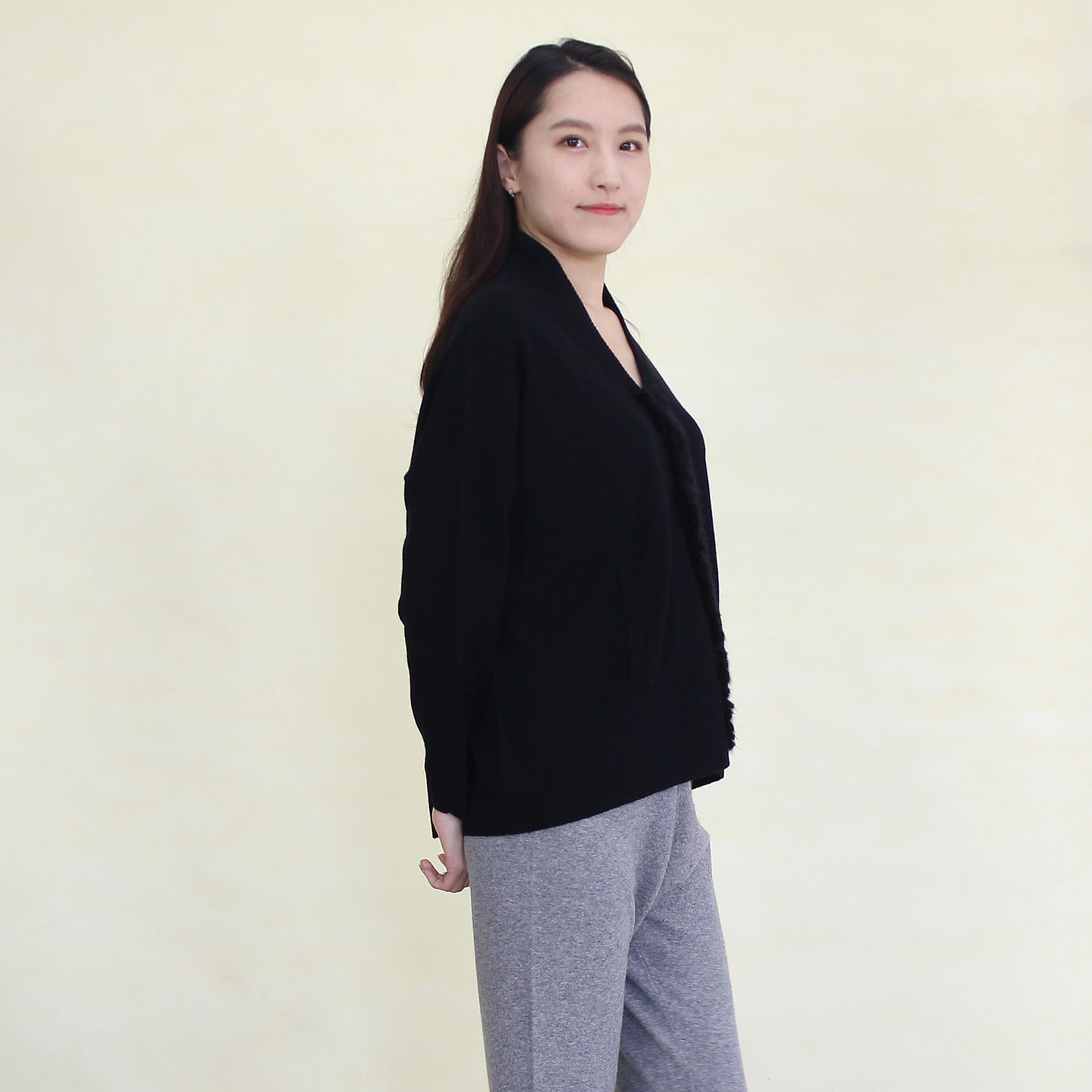 Women's cashmere pullover with mink