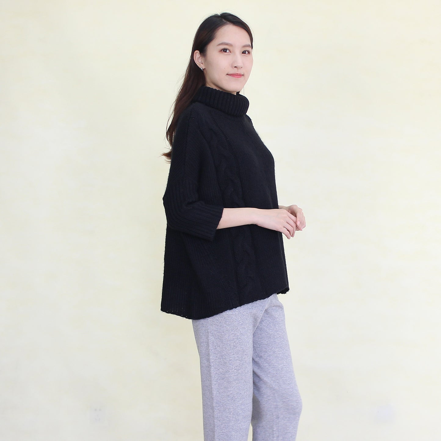 Women's cashmere pullover