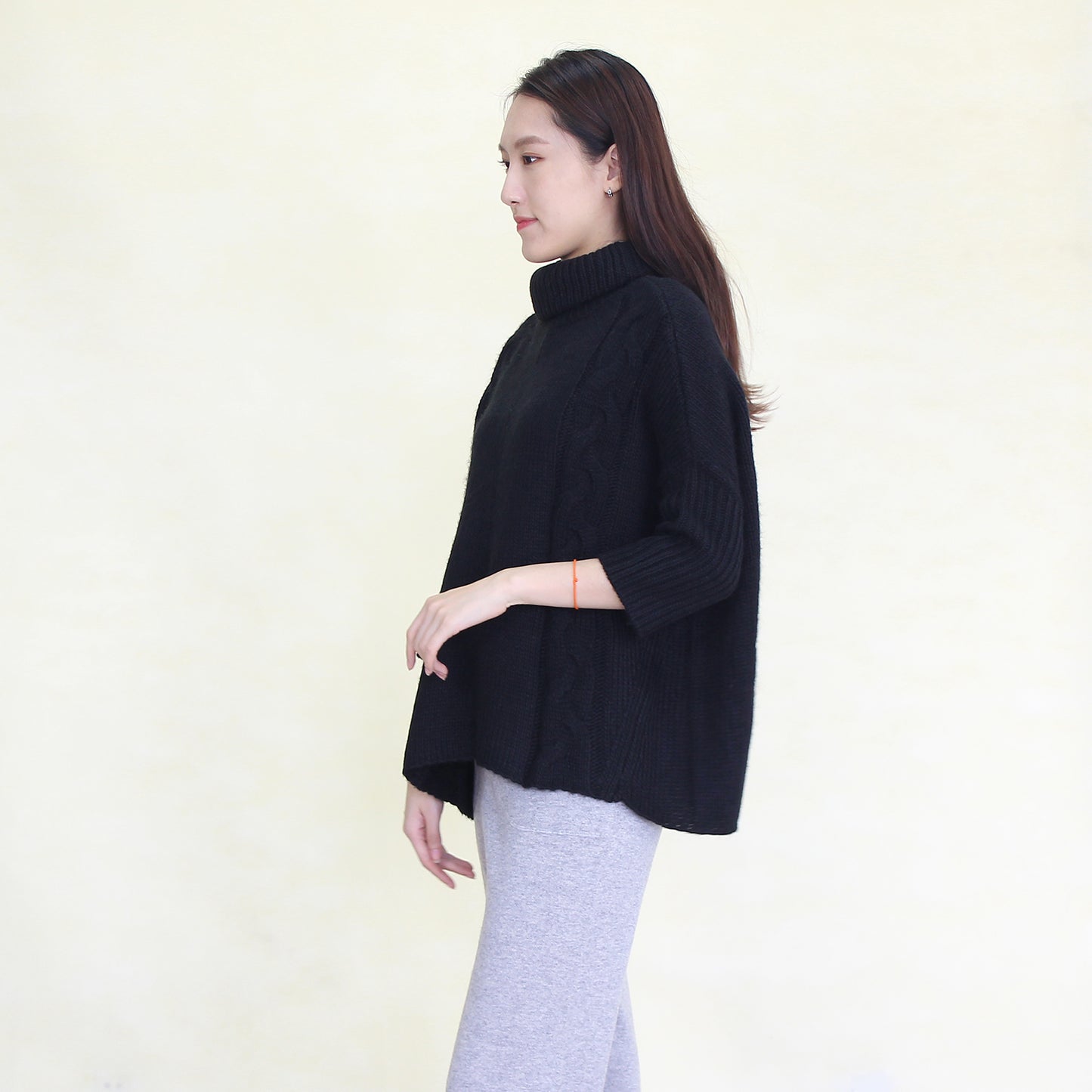 Women's cashmere pullover