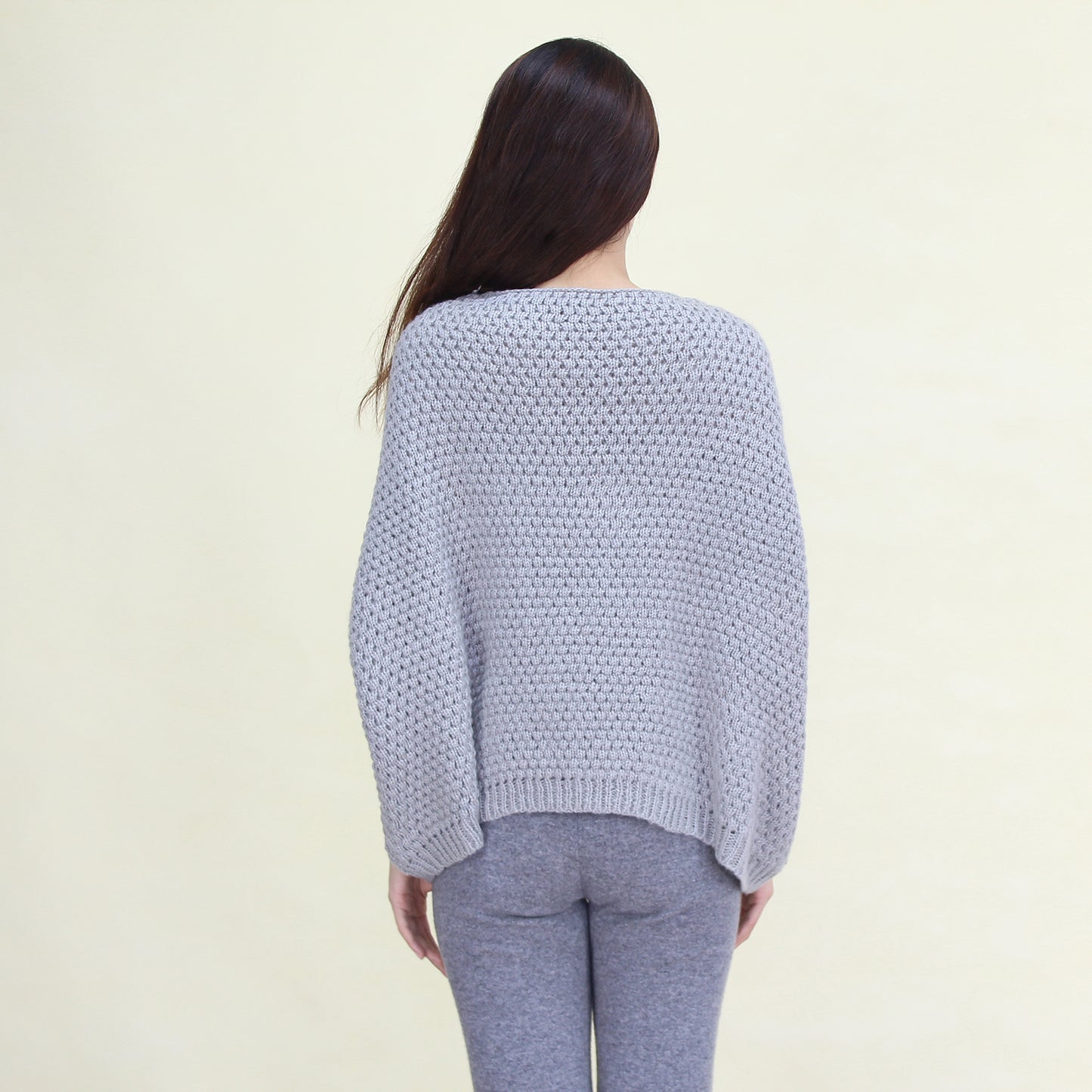 Women's cashmere pullover
