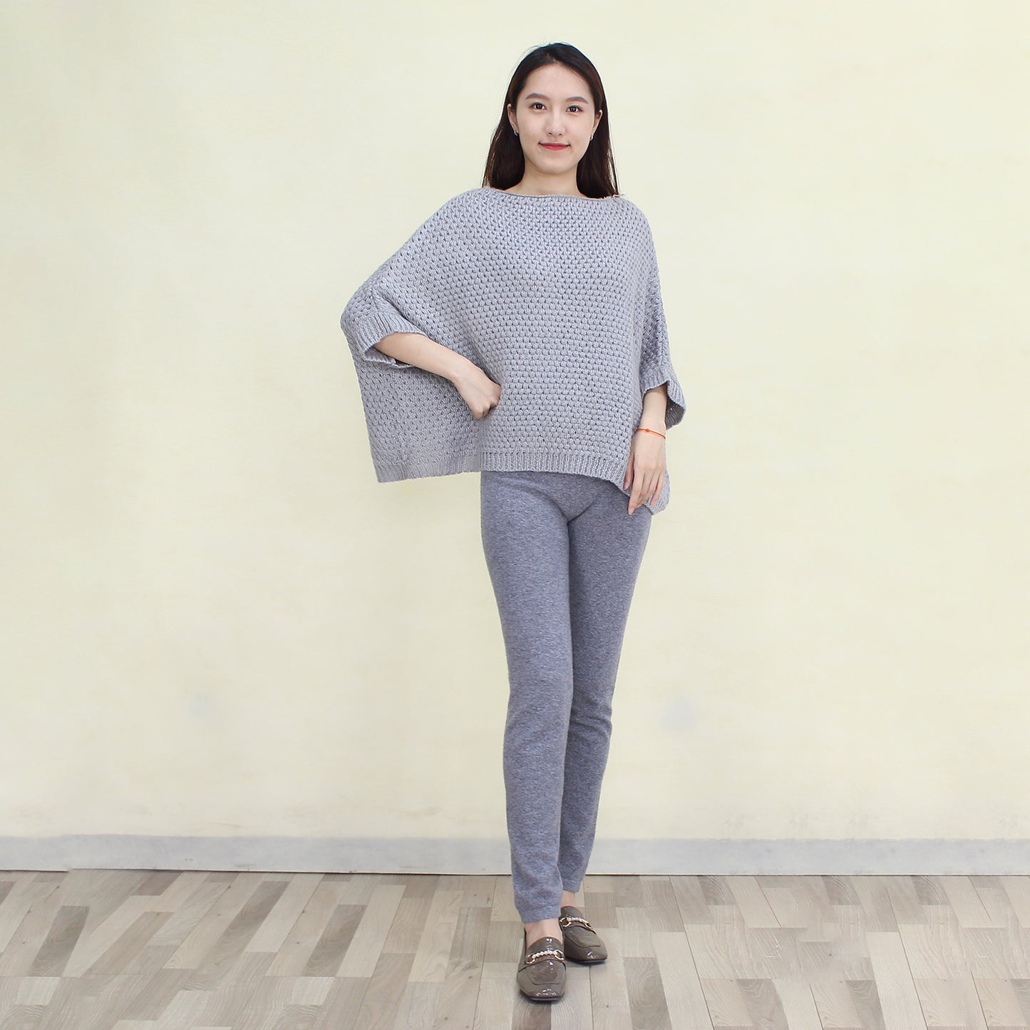 Women's cashmere pullover