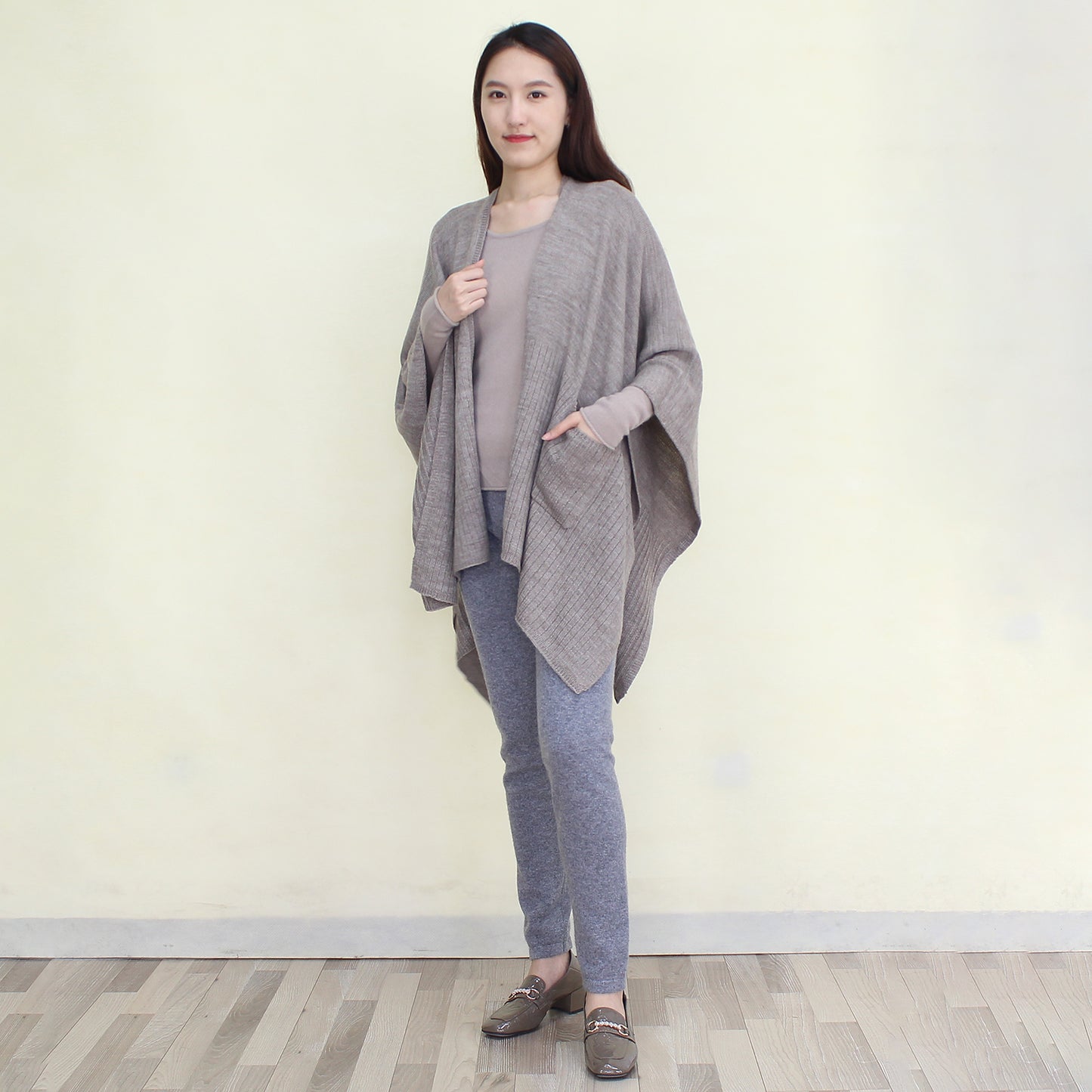 Women's cashmere shawl